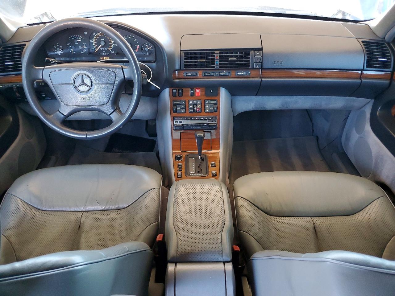 1993 Mercedes-benz 400 Sel White vin: WDBGA43E7PA098781