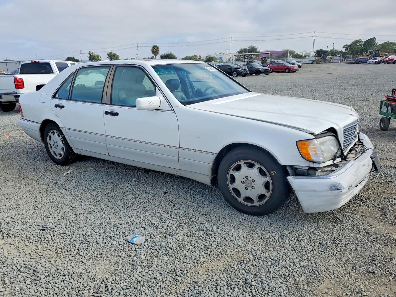 1996 Mercedes-benz S 420 White vin: WDBGA43E8TA299826