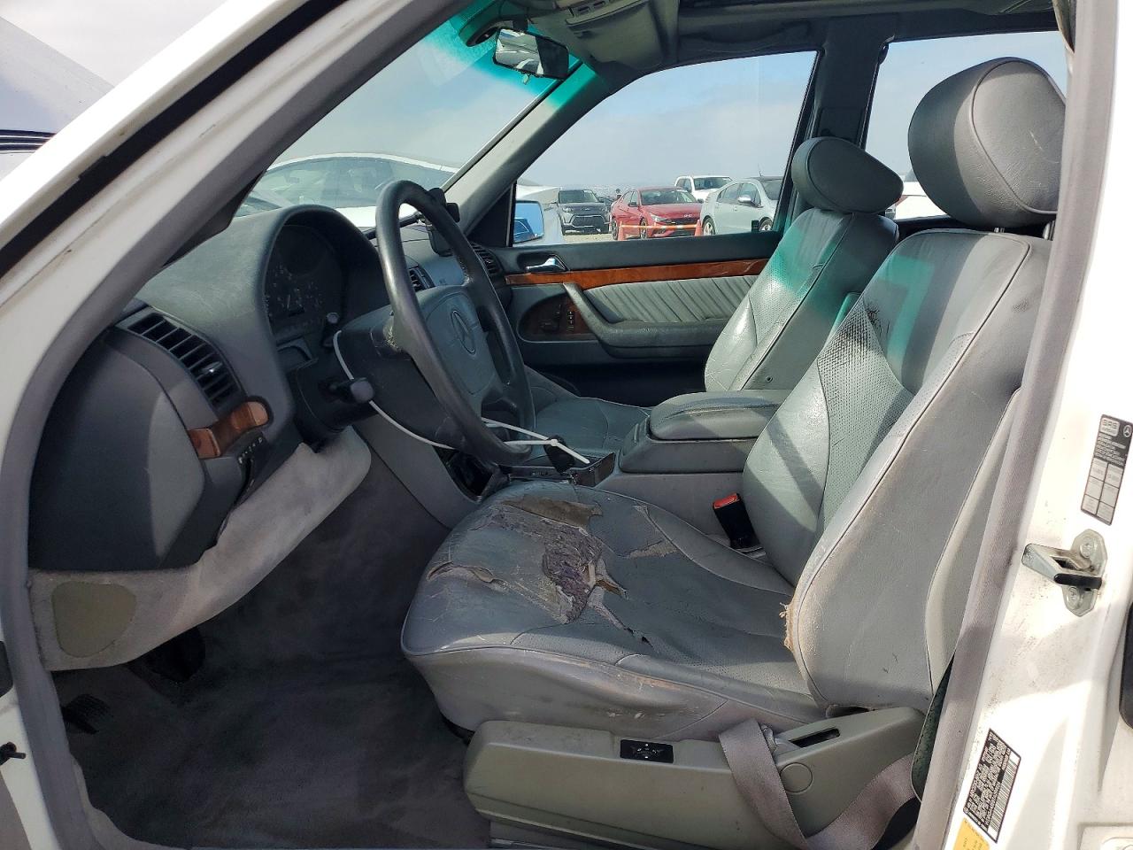 1996 Mercedes-benz S 420 White vin: WDBGA43E8TA299826