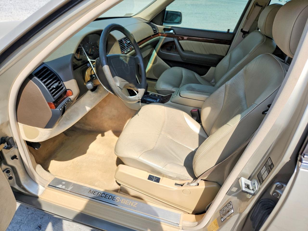 1995 Mercedes-benz S 420 Gold vin: WDBGA43E9SA235521