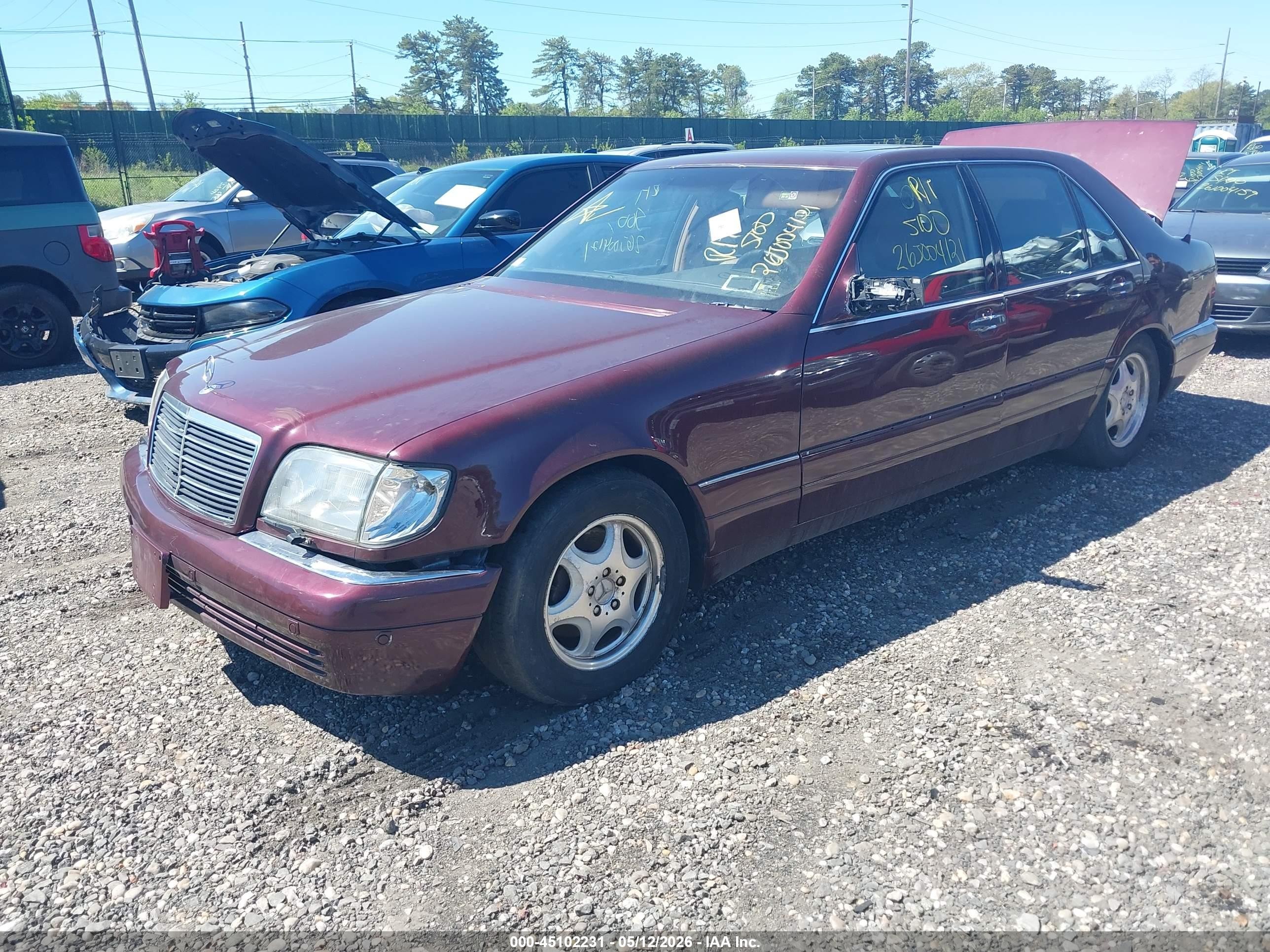 1997 Mercedes-benz S 420   Maroon vin: WDBGA43G0VA362132