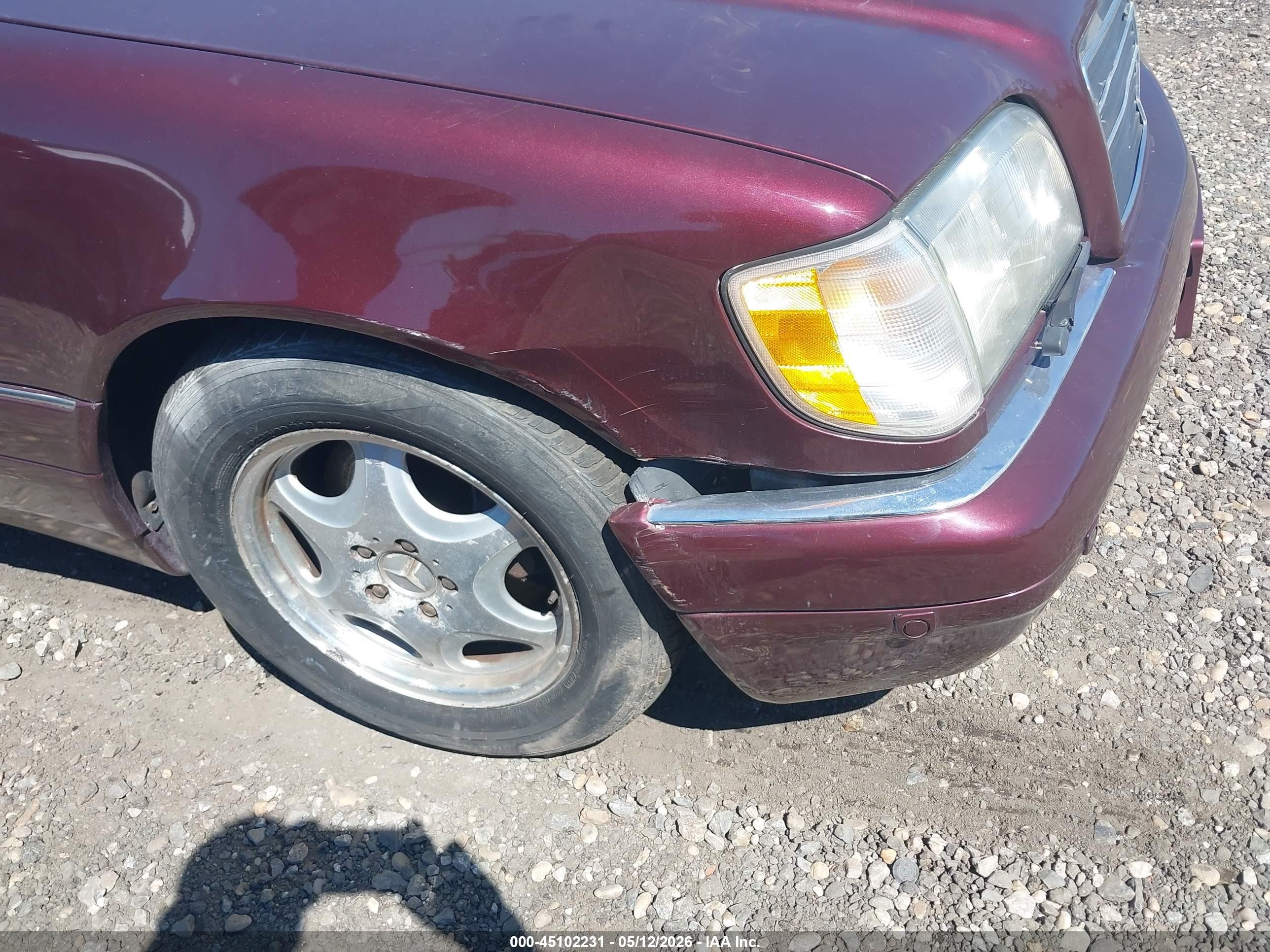 1997 Mercedes-benz S 420   Maroon vin: WDBGA43G0VA362132
