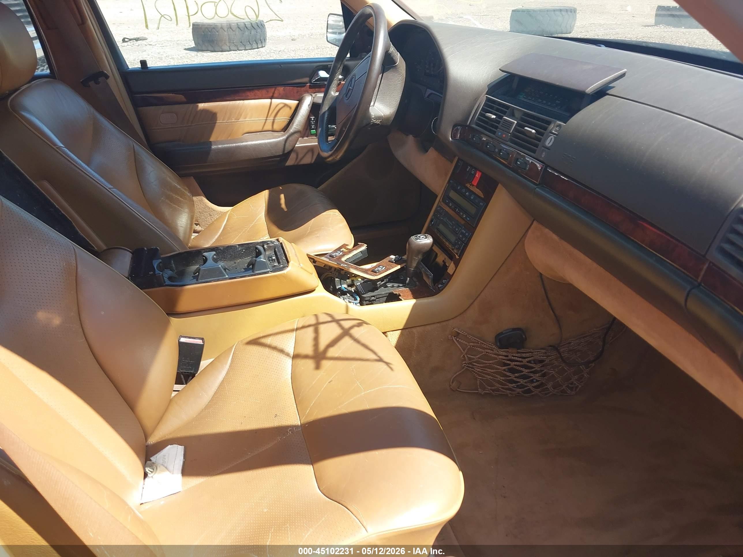 1997 Mercedes-benz S 420   Maroon vin: WDBGA43G0VA362132