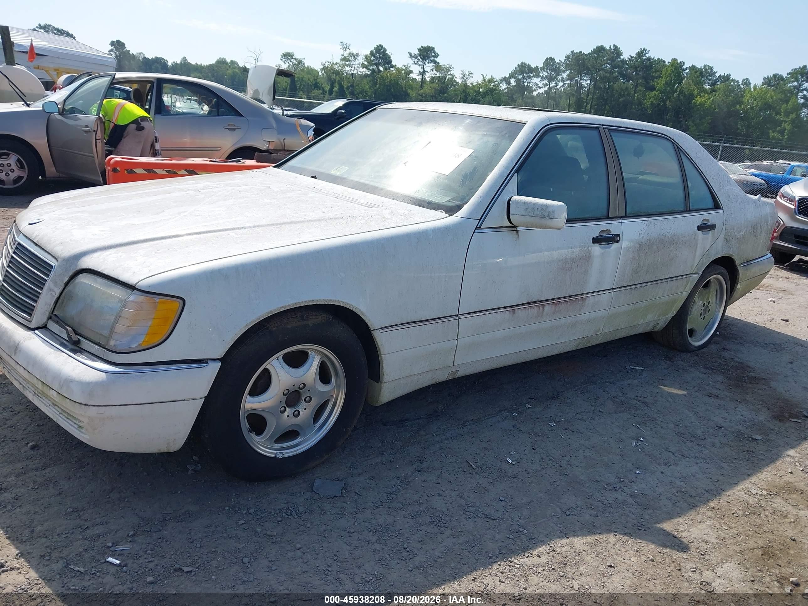 1997 Mercedes-benz S 420   White vin: WDBGA43G1VA341905