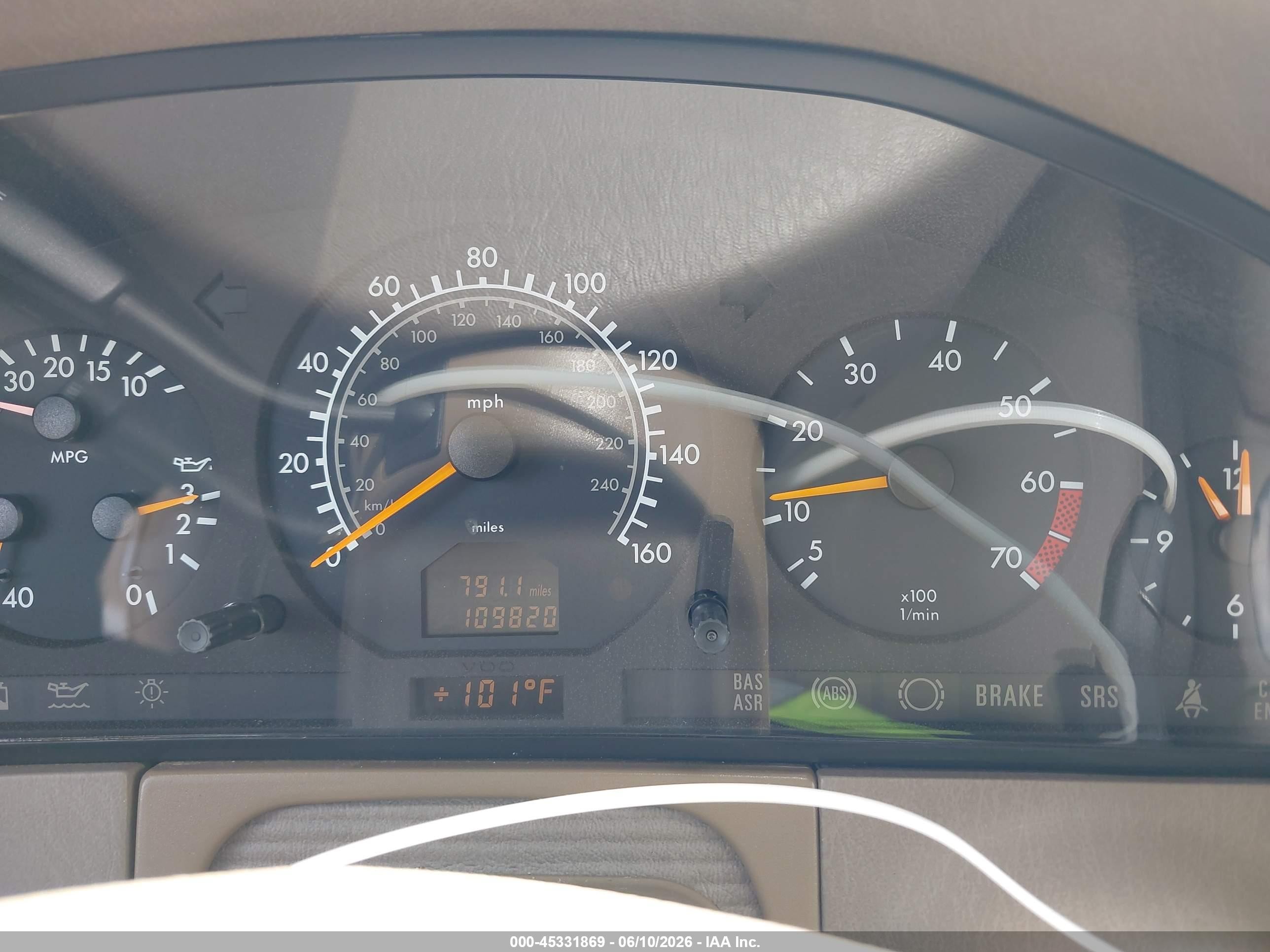 1998 Mercedes-benz S 420   Gold vin: WDBGA43G2WA396042
