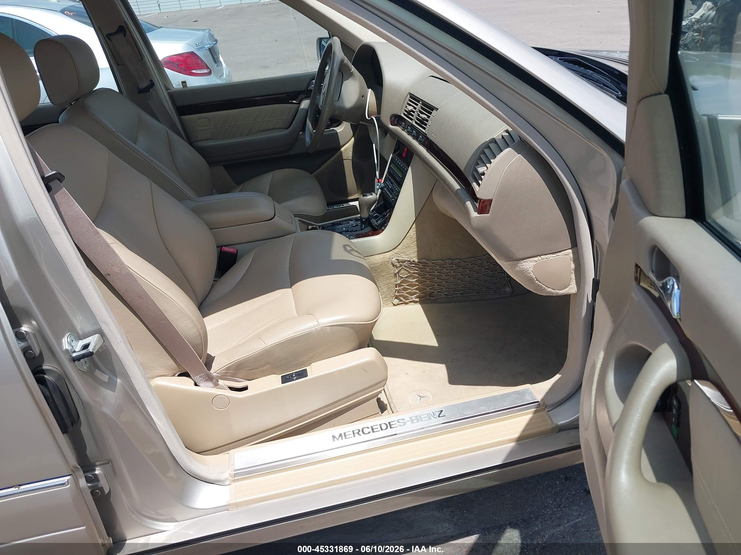 1998 Mercedes-benz S 420   Gold vin: WDBGA43G2WA396042