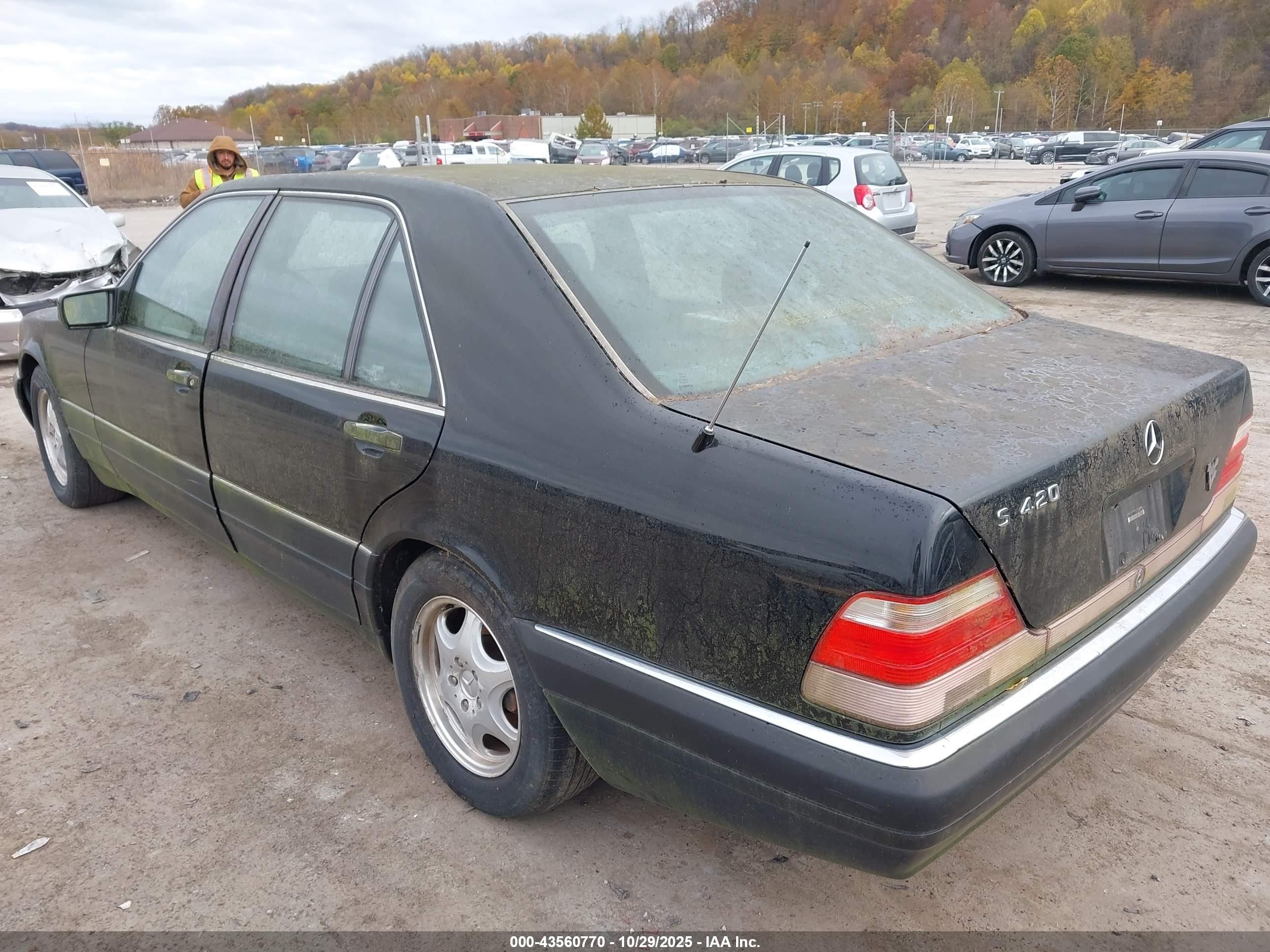 1998 Mercedes-benz S 420   Black vin: WDBGA43G4WA378870