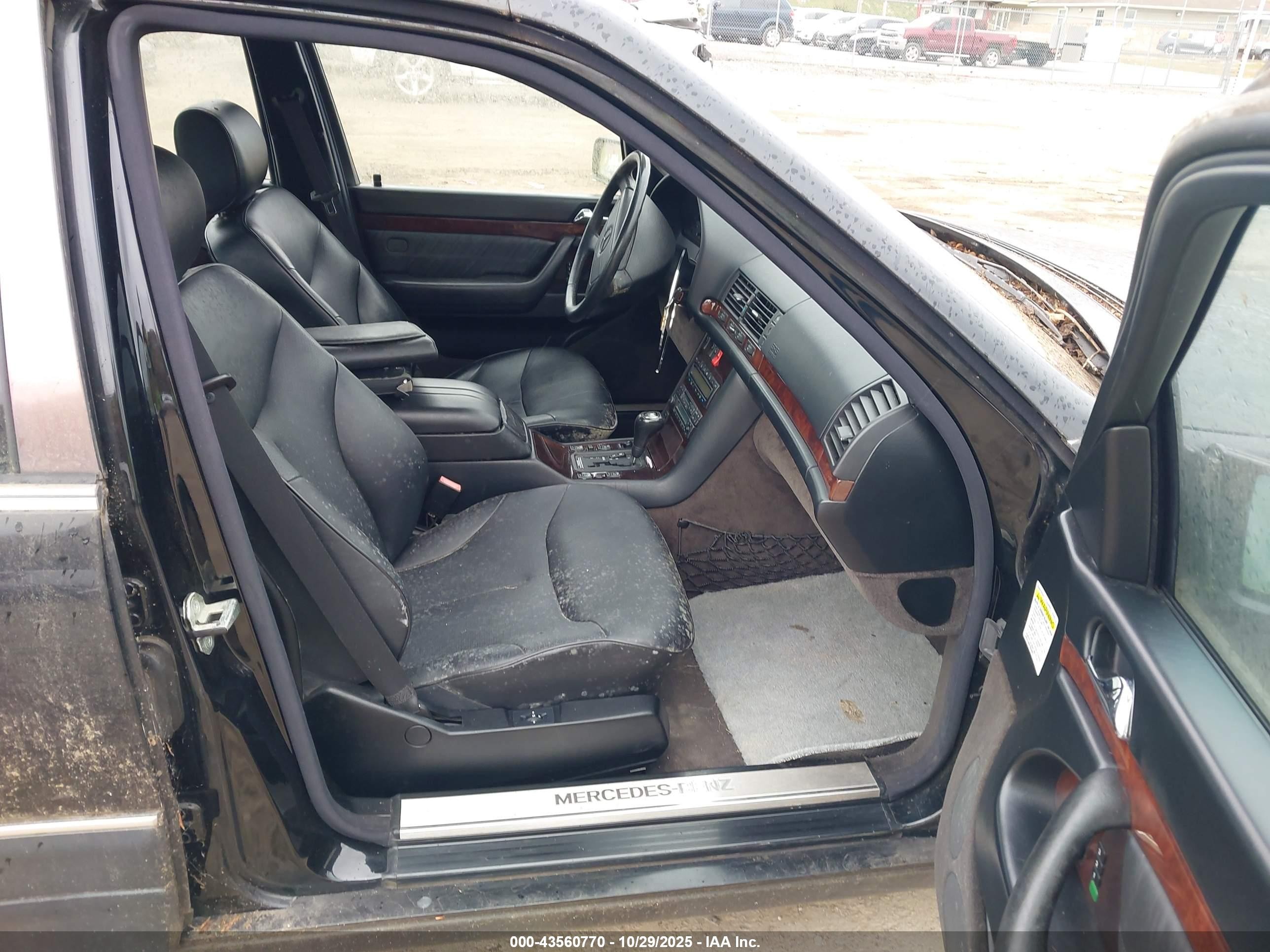 1998 Mercedes-benz S 420   Black vin: WDBGA43G4WA378870