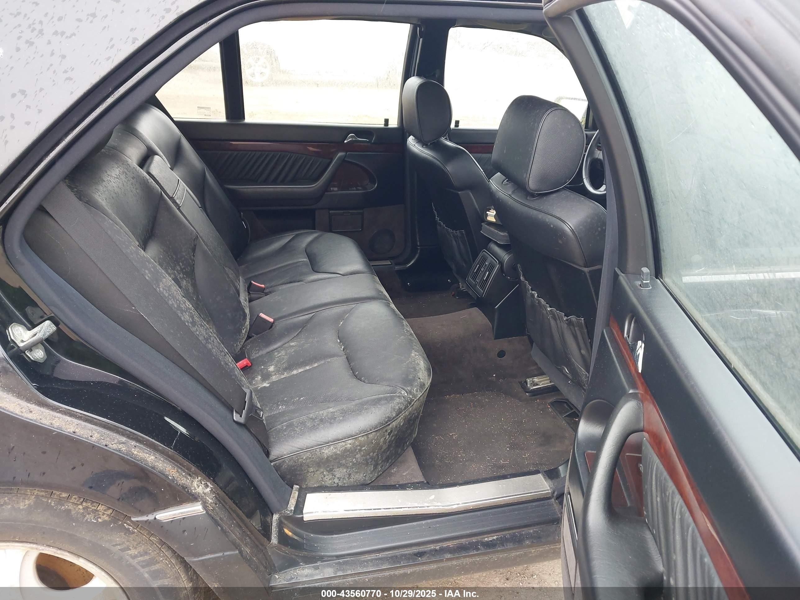 1998 Mercedes-benz S 420   Black vin: WDBGA43G4WA378870