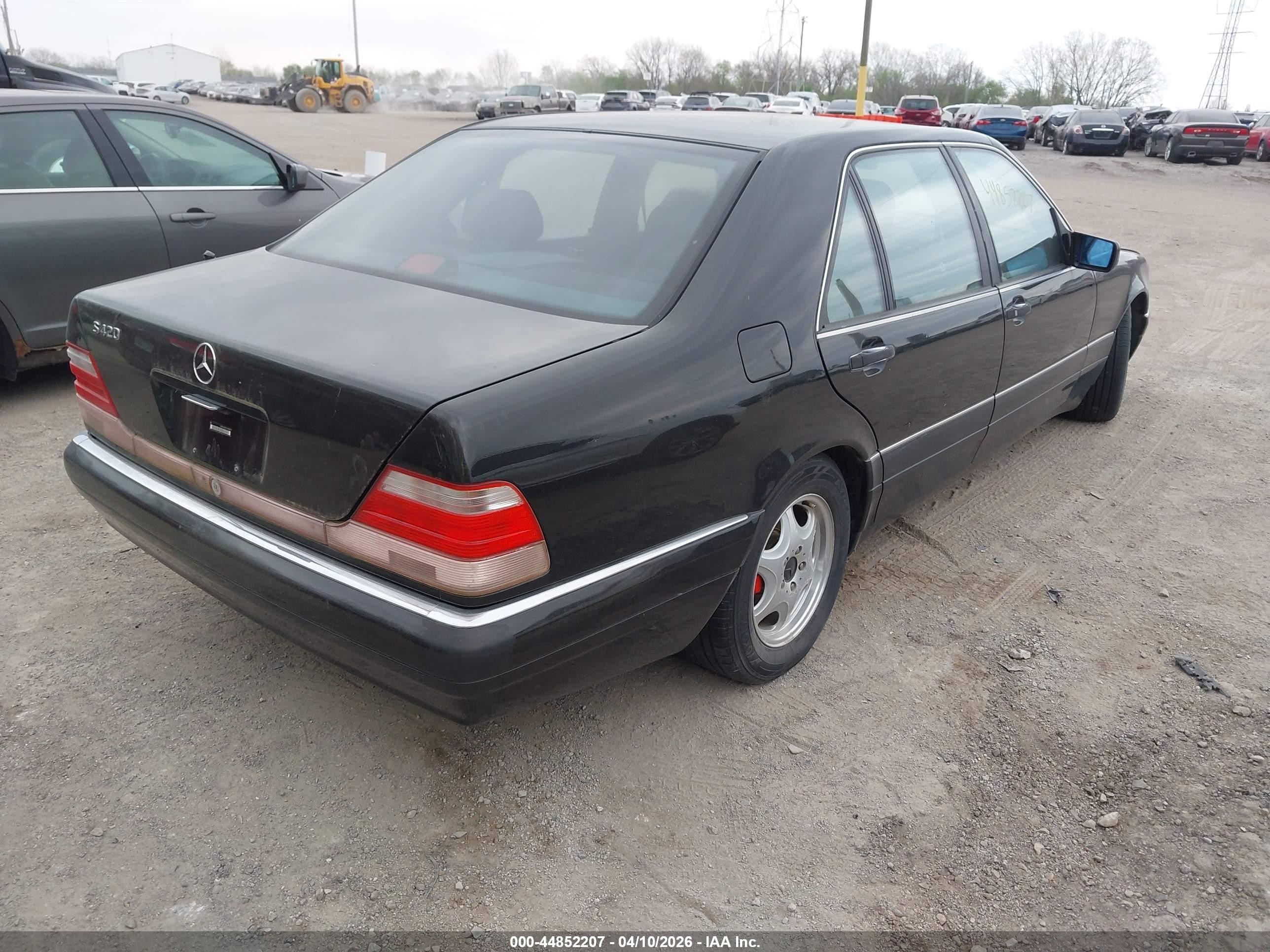 1997 Mercedes-benz S 420   Black vin: WDBGA43G5VA368153