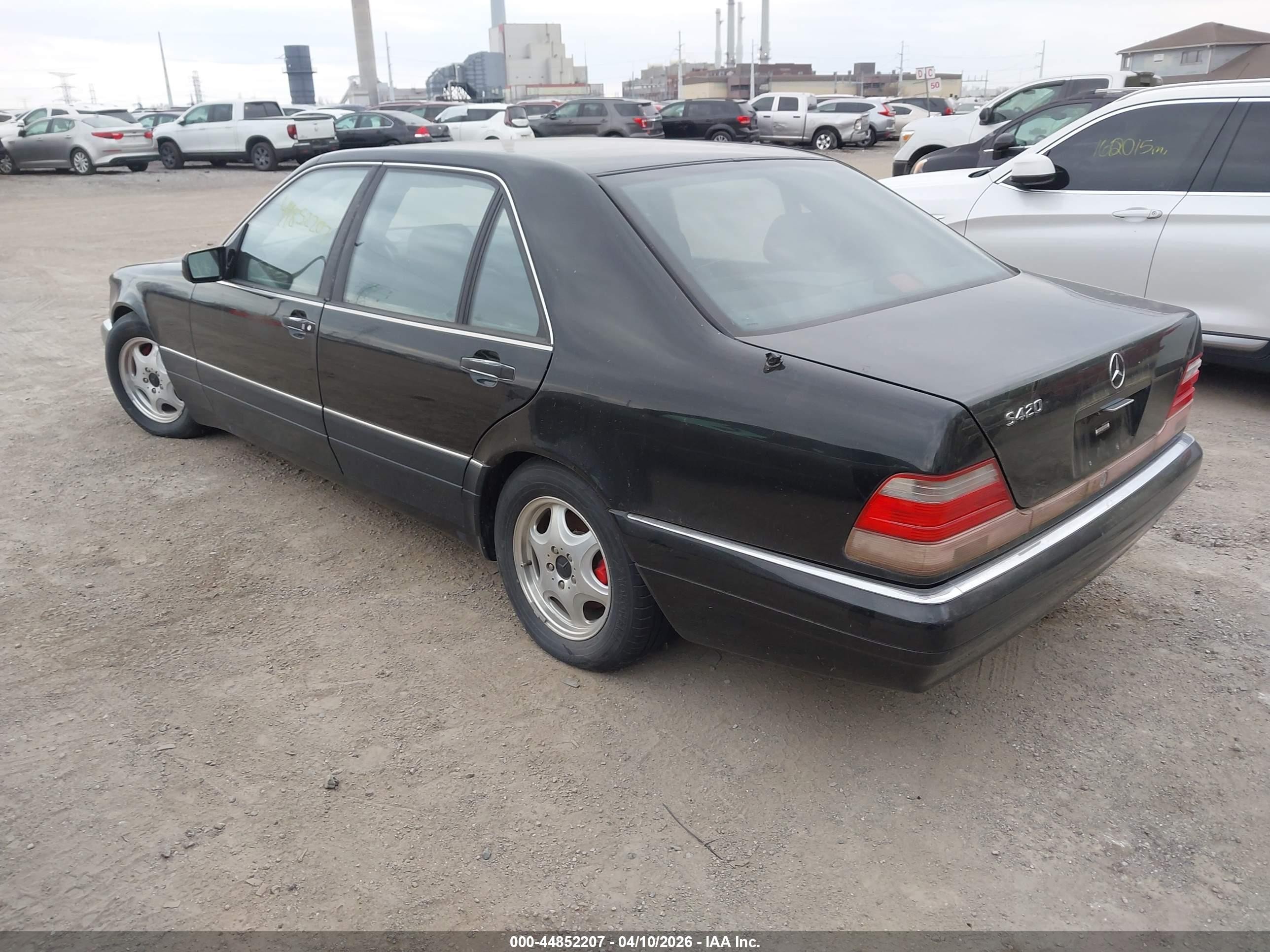 1997 Mercedes-benz S 420   Black vin: WDBGA43G5VA368153