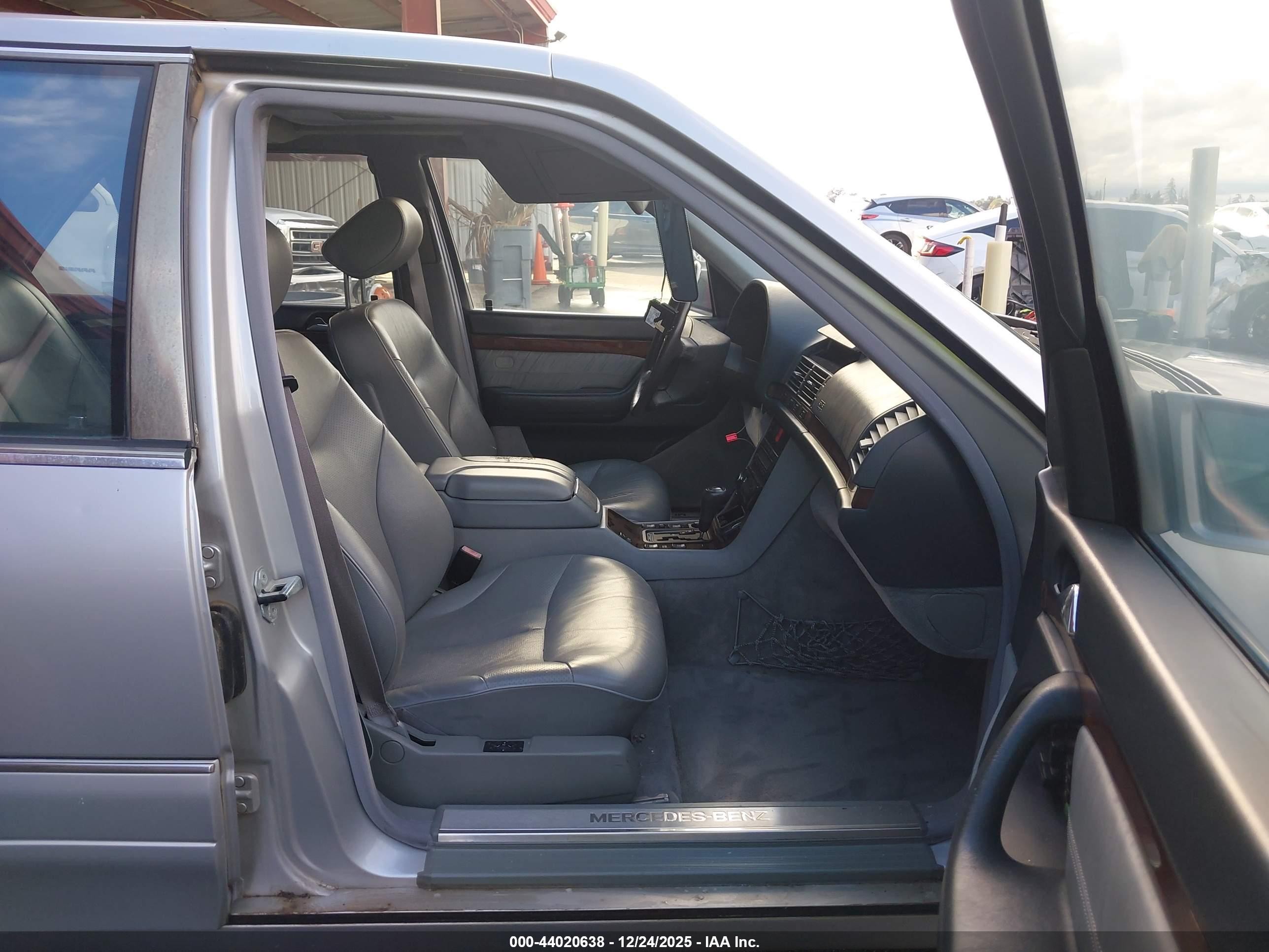 1998 Mercedes-benz S 420   Silver vin: WDBGA43G5WA396780