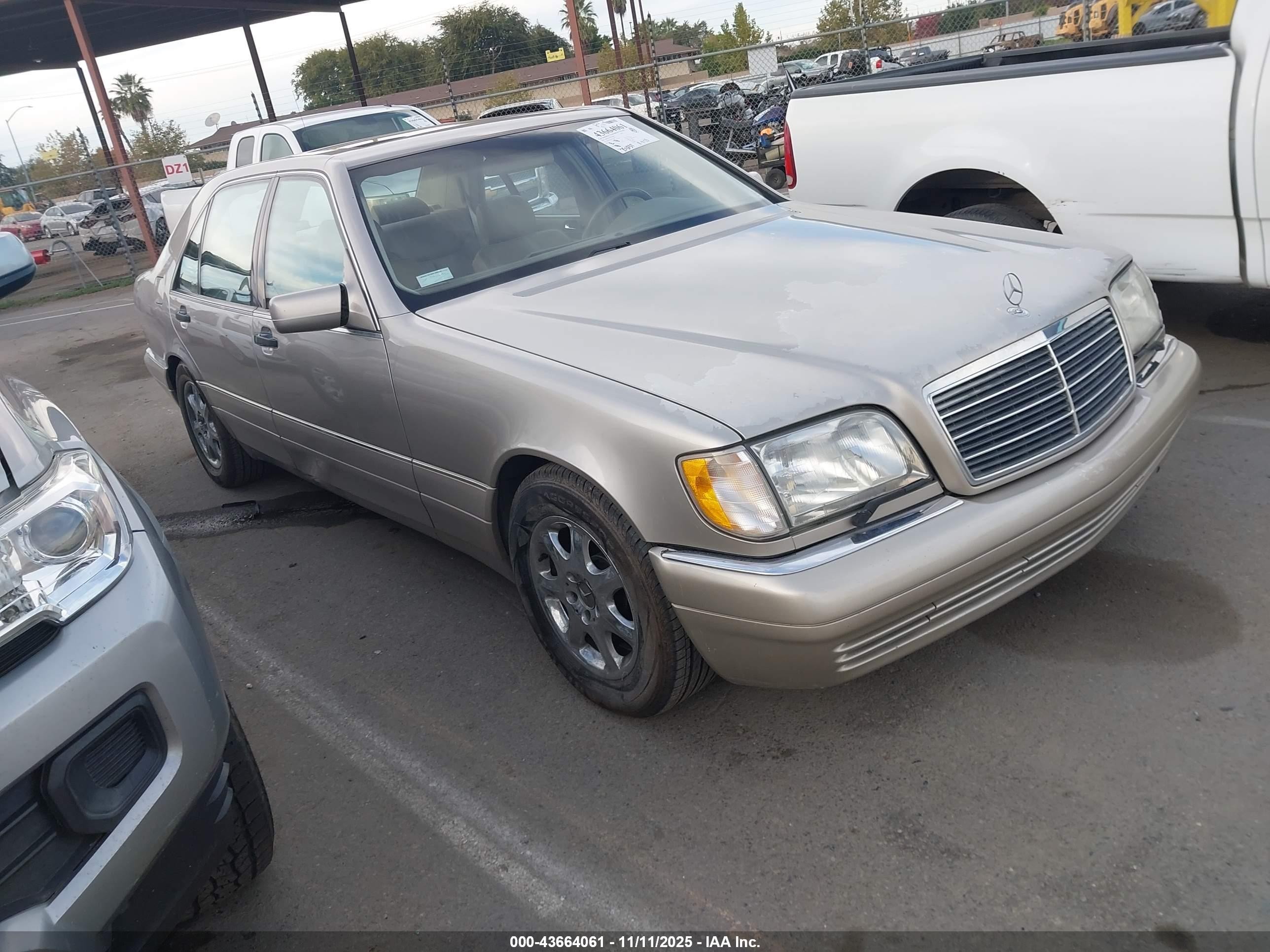 1998 Mercedes-benz S 420   Champagne vin: WDBGA43G6WA379471