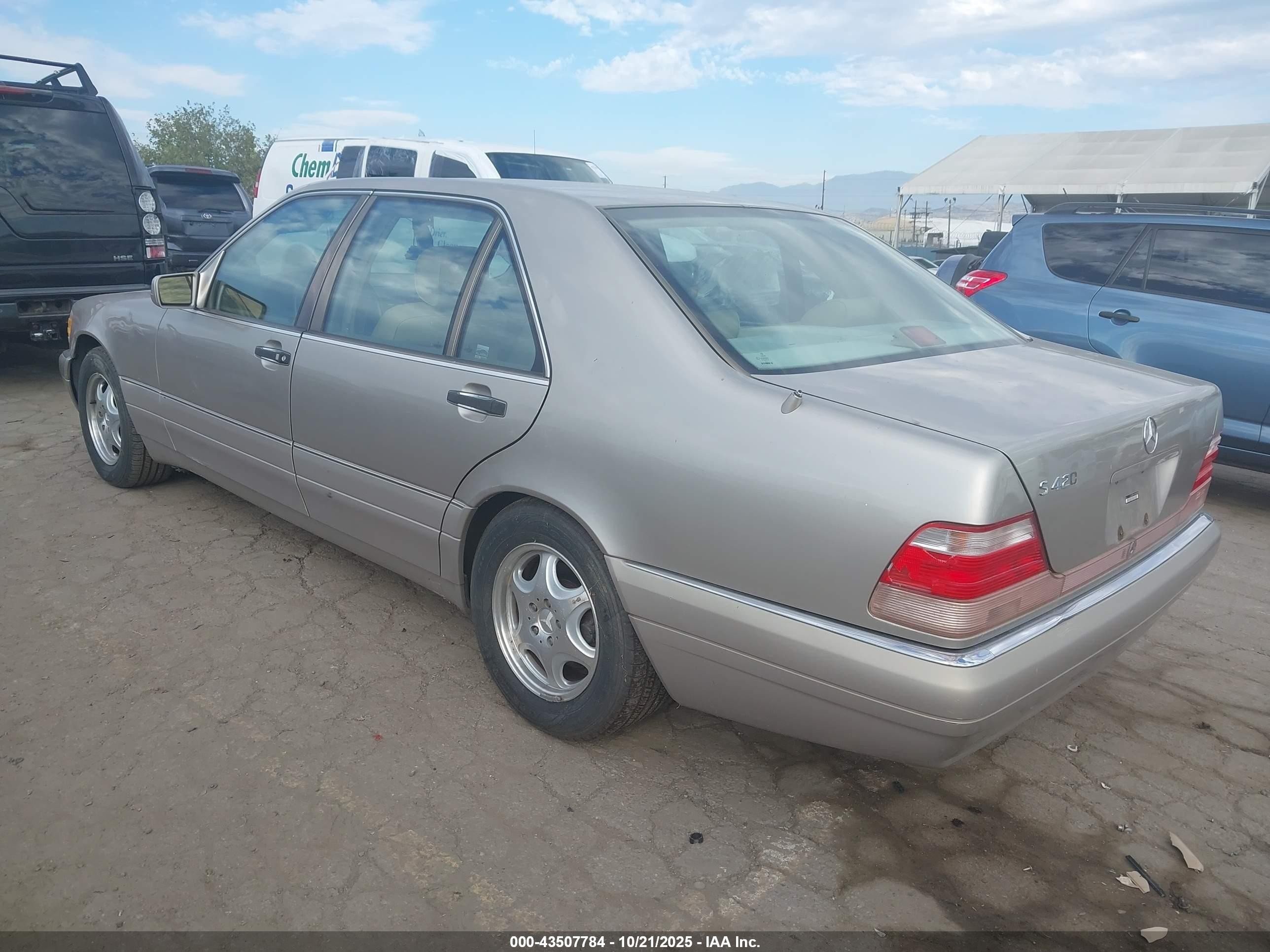 1997 Mercedes-benz S 420 Золотой vin: WDBGA43G7VA346011