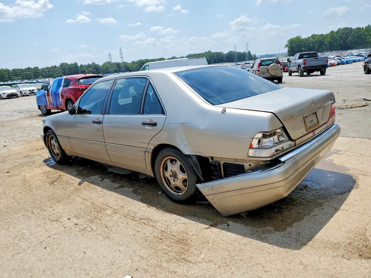 1998 Mercedes-benz S 420 Tan vin: WDBGA43G8WA380640