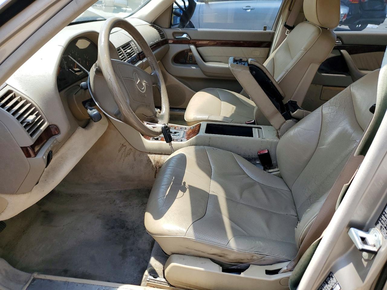 1998 Mercedes-benz S 420 Tan vin: WDBGA43G8WA380640