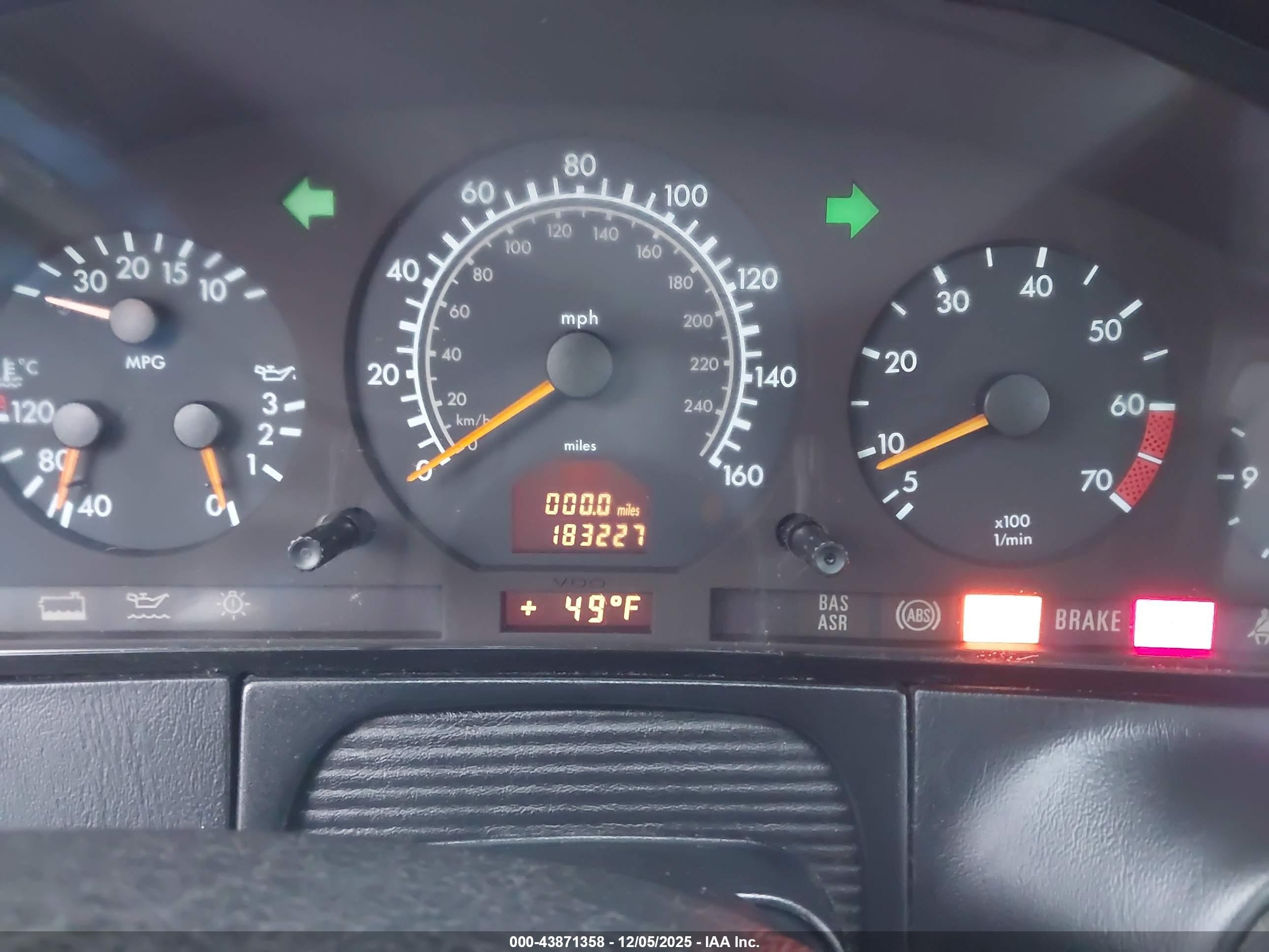 1998 Mercedes-benz S 420   Blue vin: WDBGA43G8WA403317