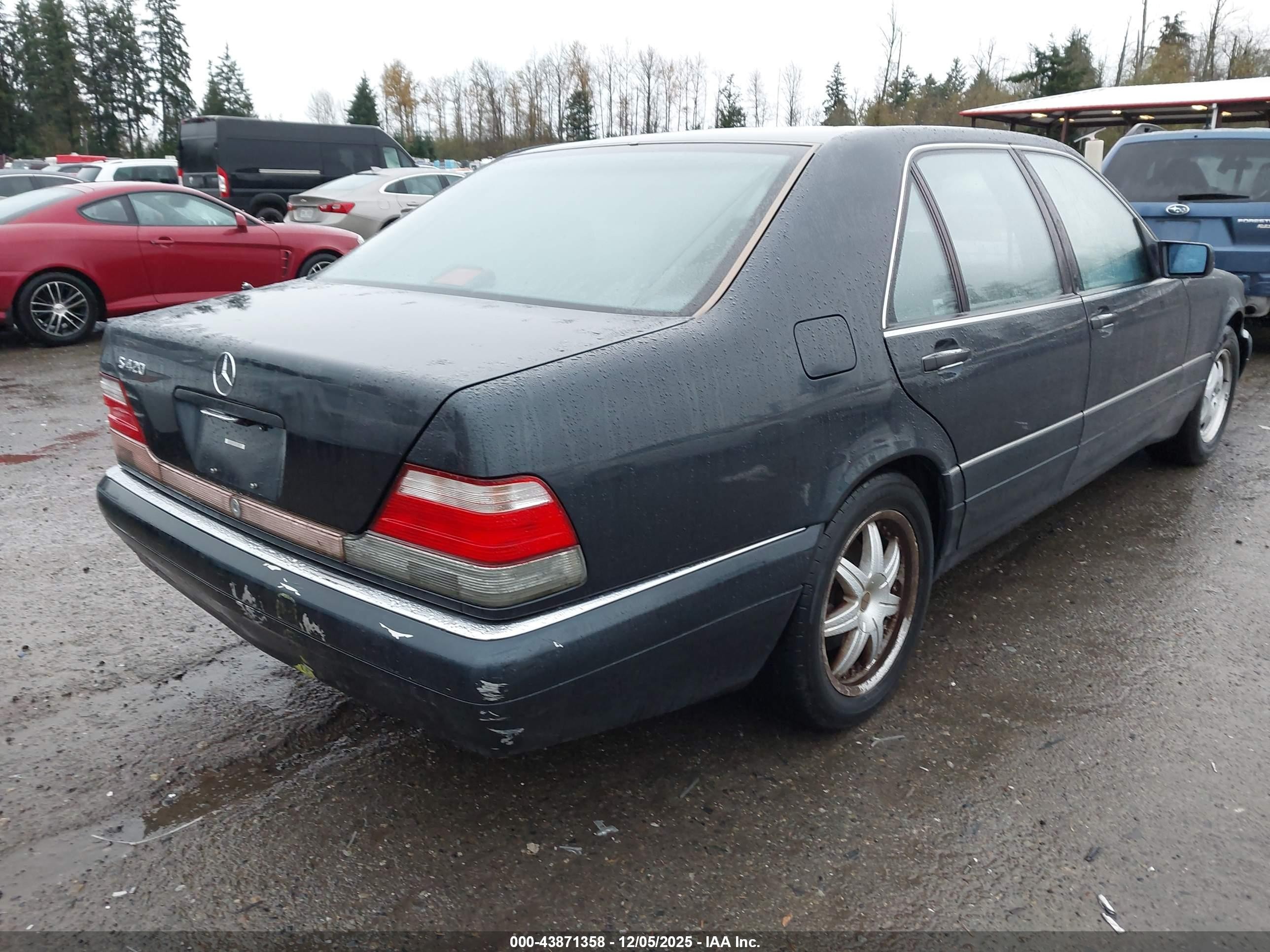 1998 Mercedes-benz S 420   Blue vin: WDBGA43G8WA403317