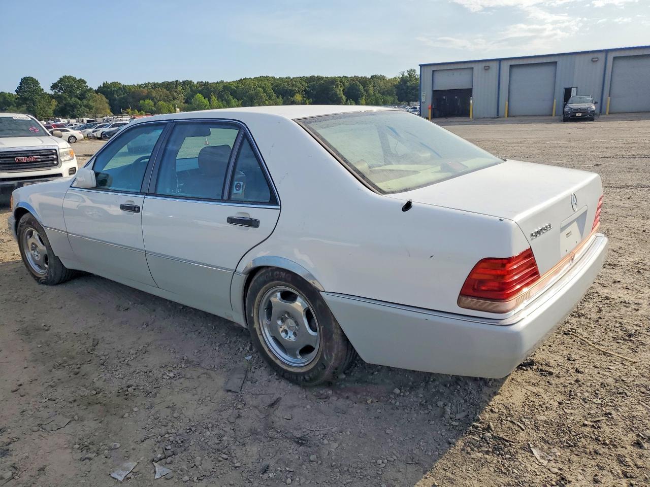 1992 Mercedes-benz 500 Sel White vin: WDBGA51E1NA033673