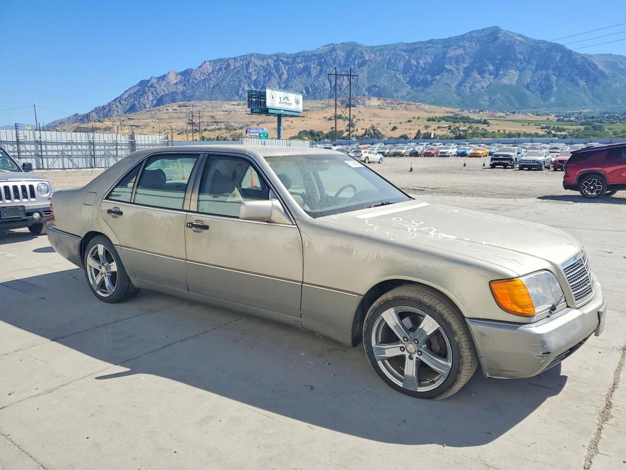 1994 Mercedes-benz S 500 Tan vin: WDBGA51E8RA152889