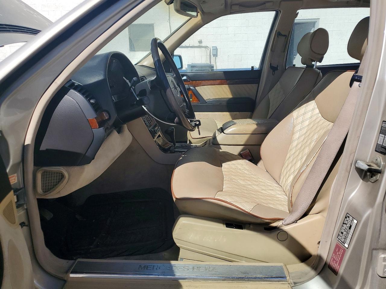 1994 Mercedes-benz S 500 Tan vin: WDBGA51E8RA152889