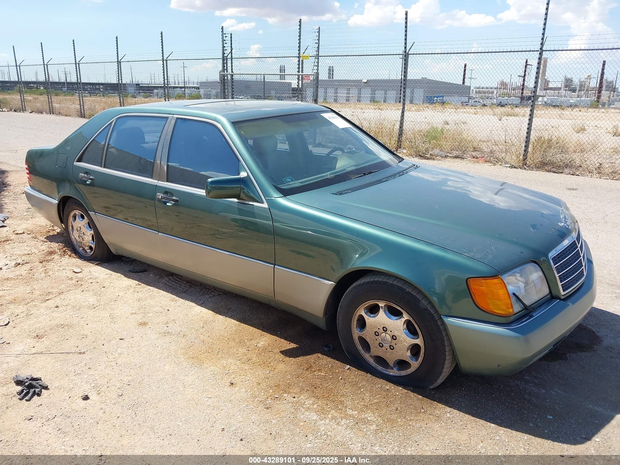 1993 Mercedes-benz 500 Sel Green vin: WDBGA51E9PA112446