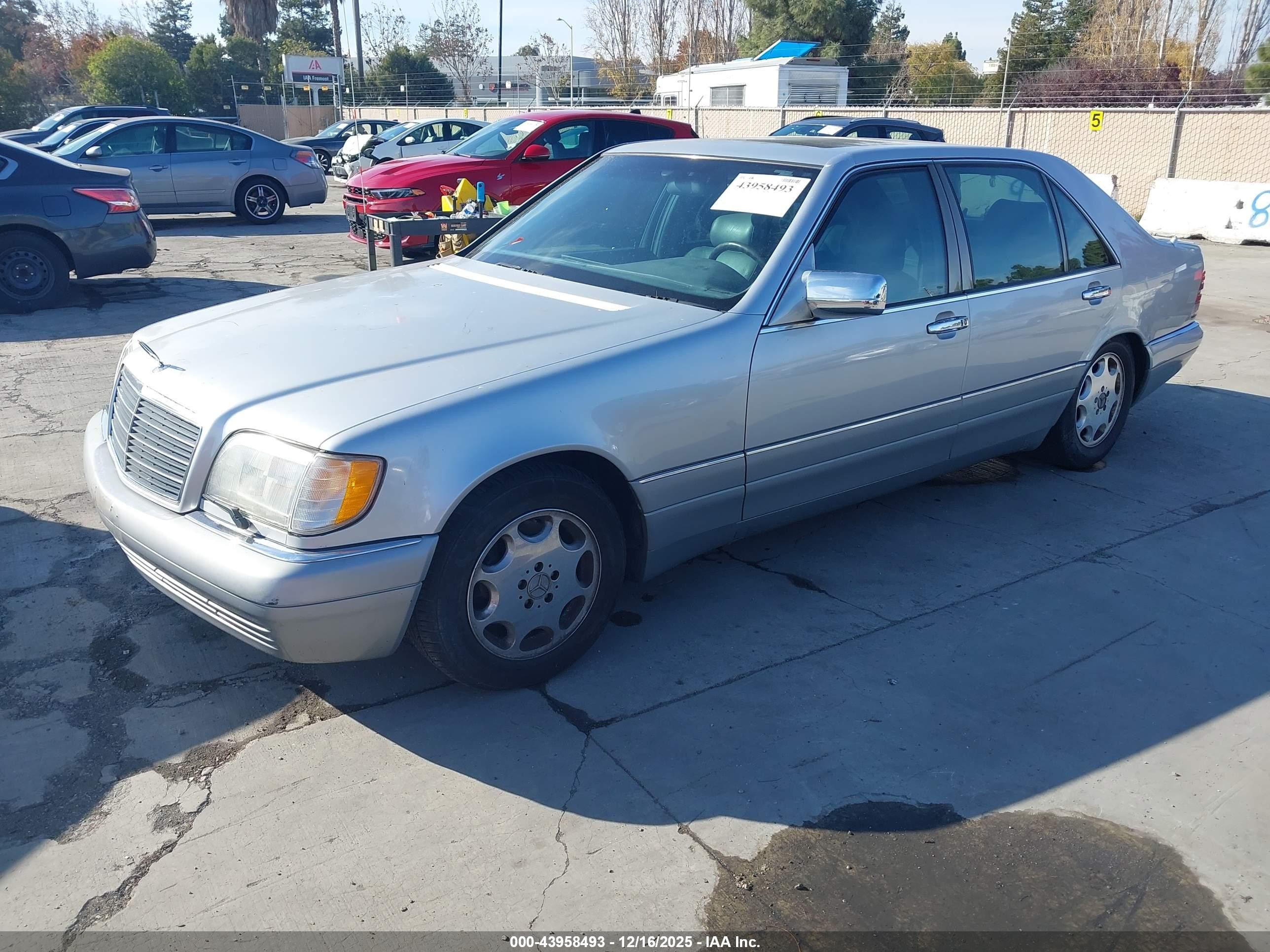 1995 Mercedes-benz S 500 Silver vin: WDBGA51E9SA241182