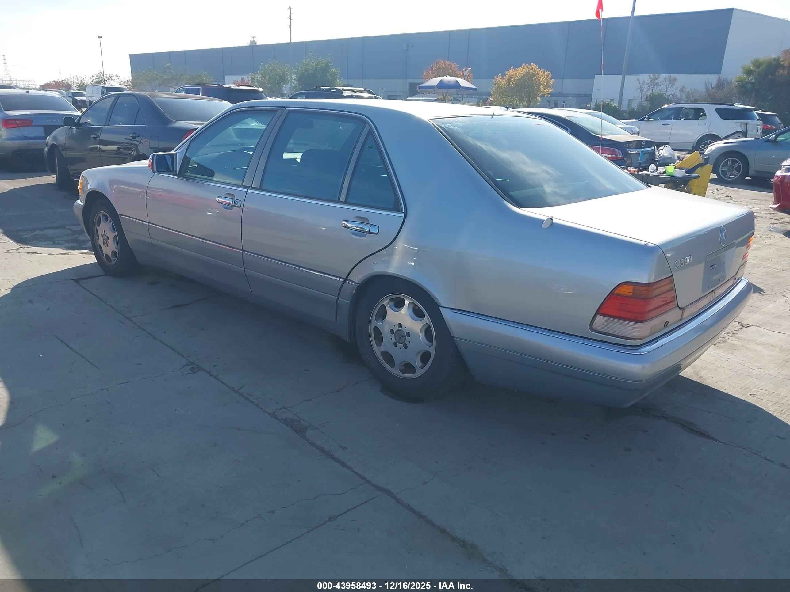 1995 Mercedes-benz S 500 Silver vin: WDBGA51E9SA241182
