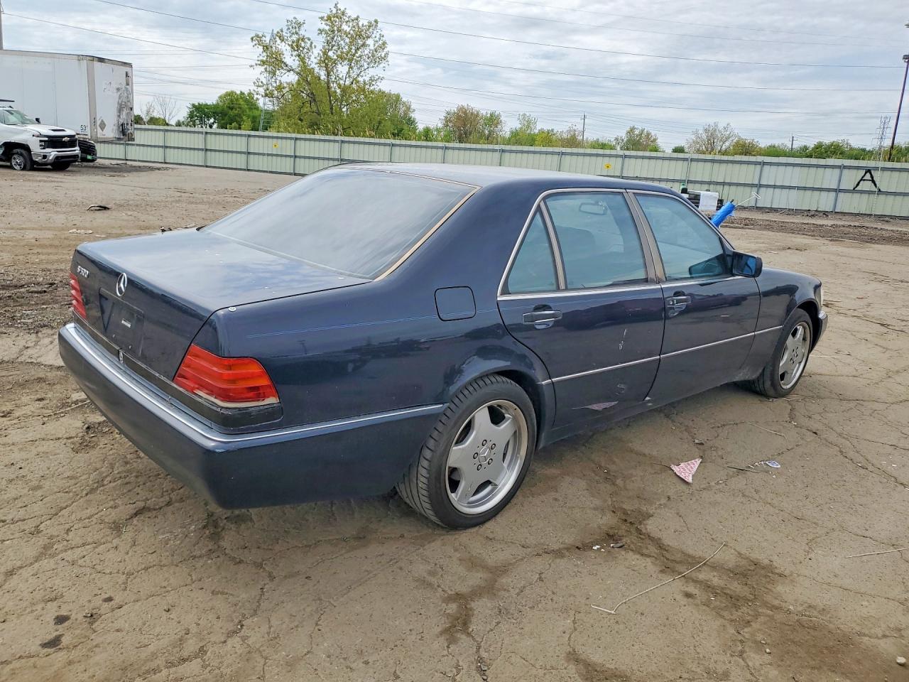 1994 Mercedes-benz S 500 Blue vin: WDBGA51EXRA166986