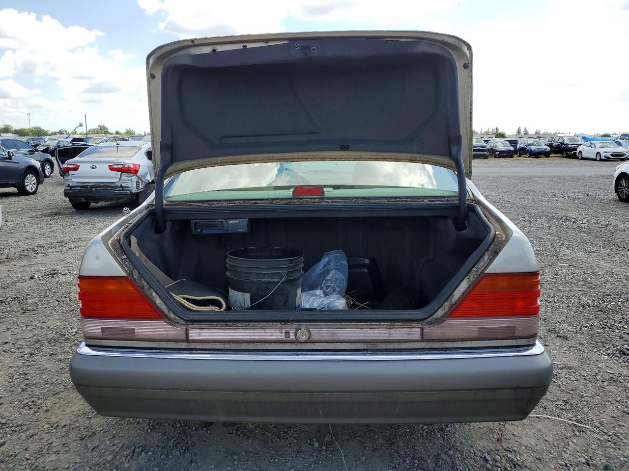 1995 Mercedes-benz S 500 Silver vin: WDBGA51EXSA275308