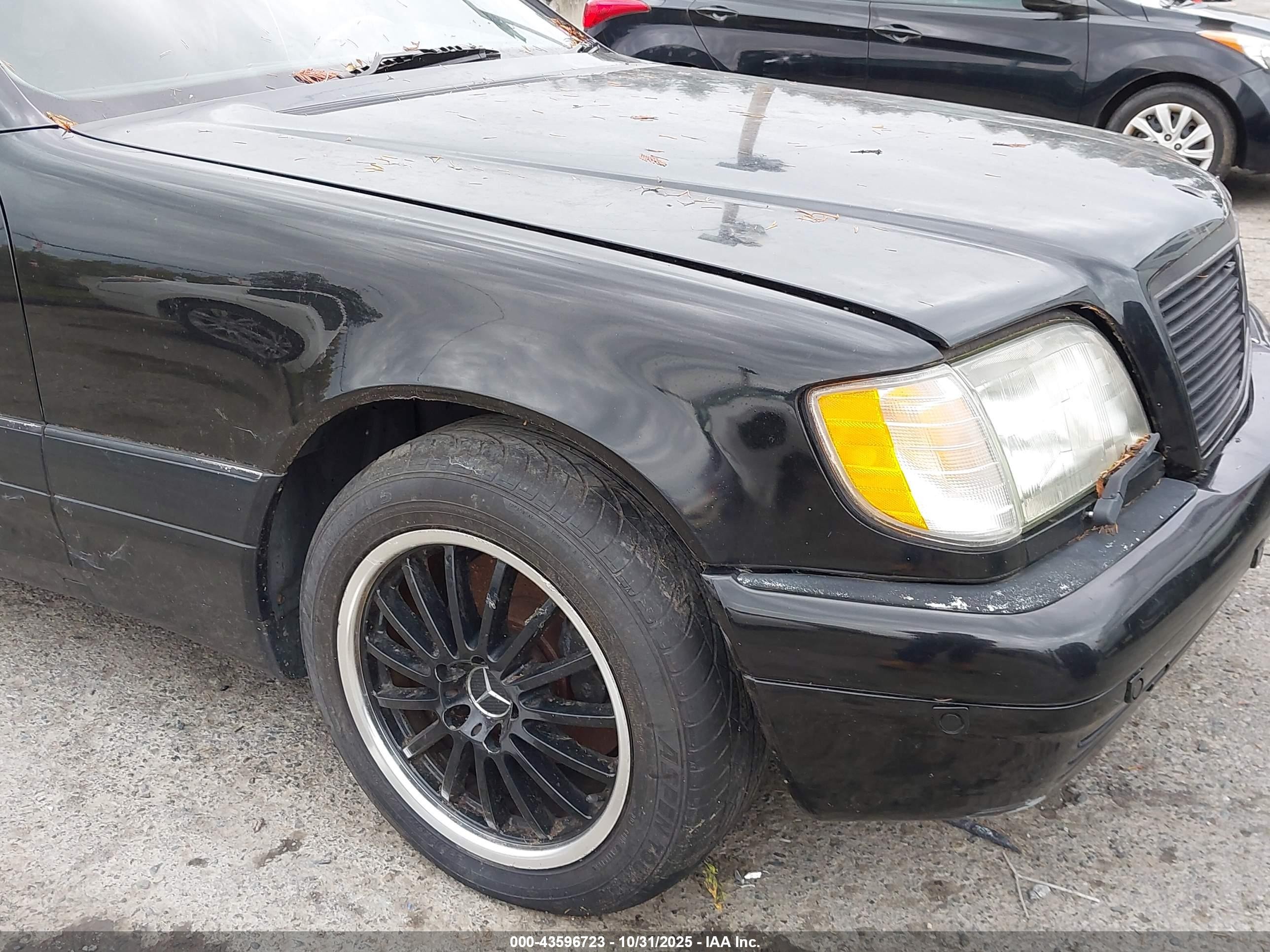 1998 Mercedes-benz S 500   Black vin: WDBGA51G0WA386750