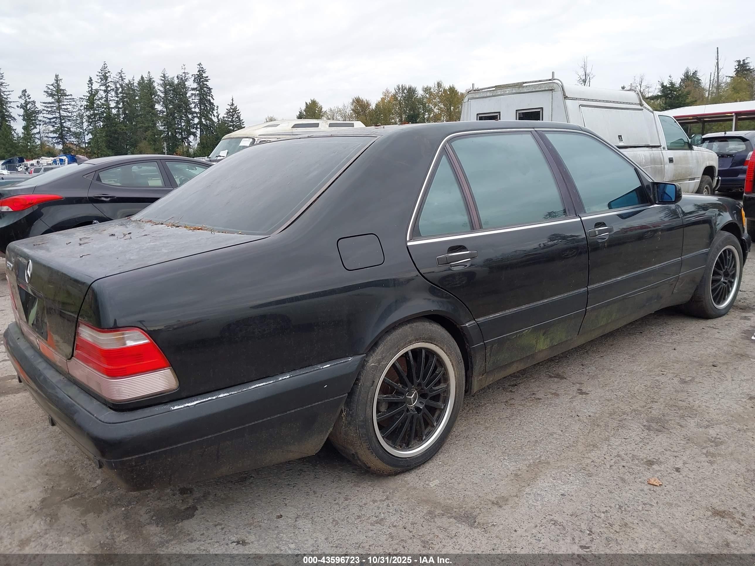 1998 Mercedes-benz S 500   Black vin: WDBGA51G0WA386750