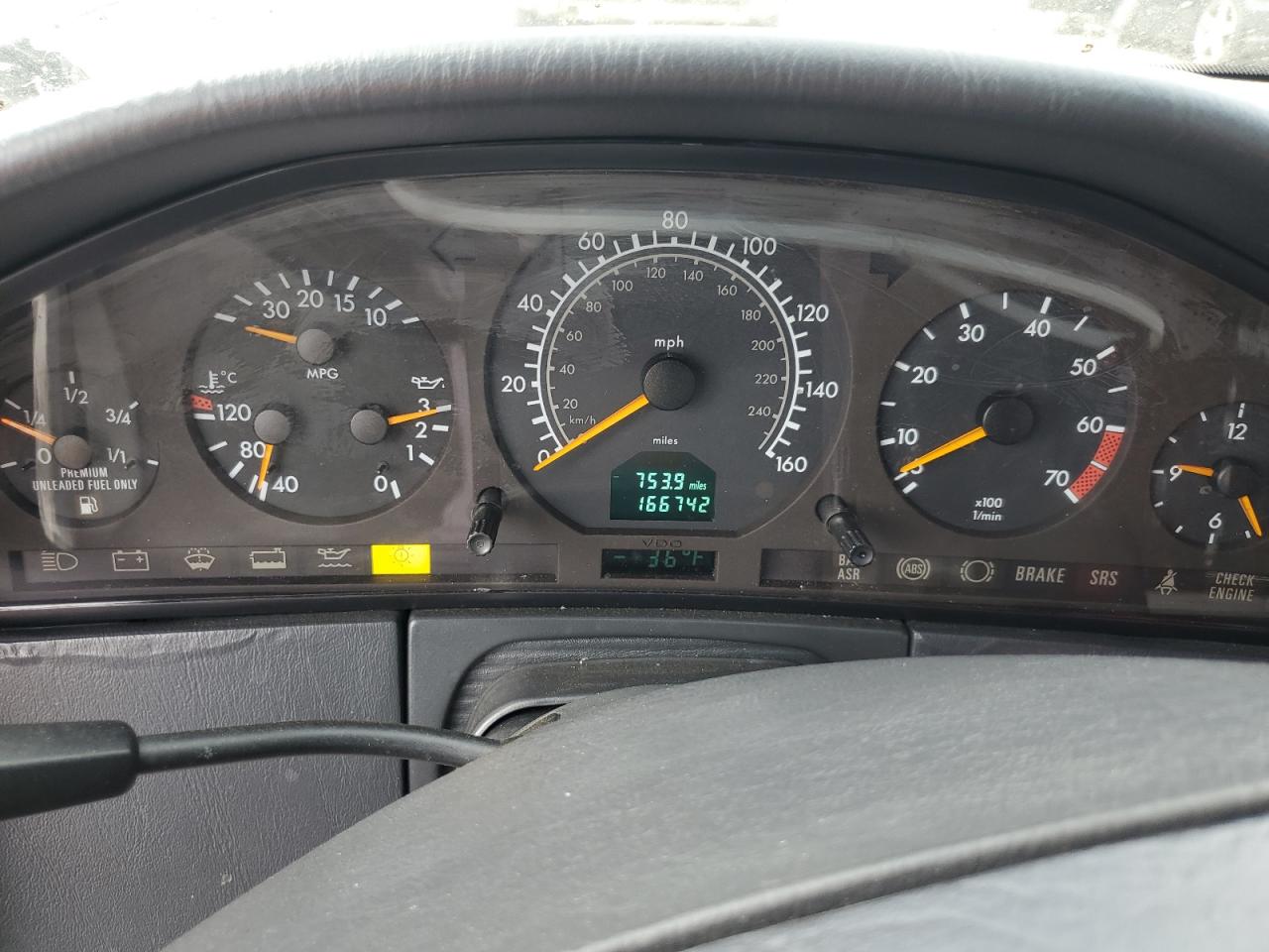 1999 Mercedes-benz S 500 Серебряный vin: WDBGA51G0XA403855