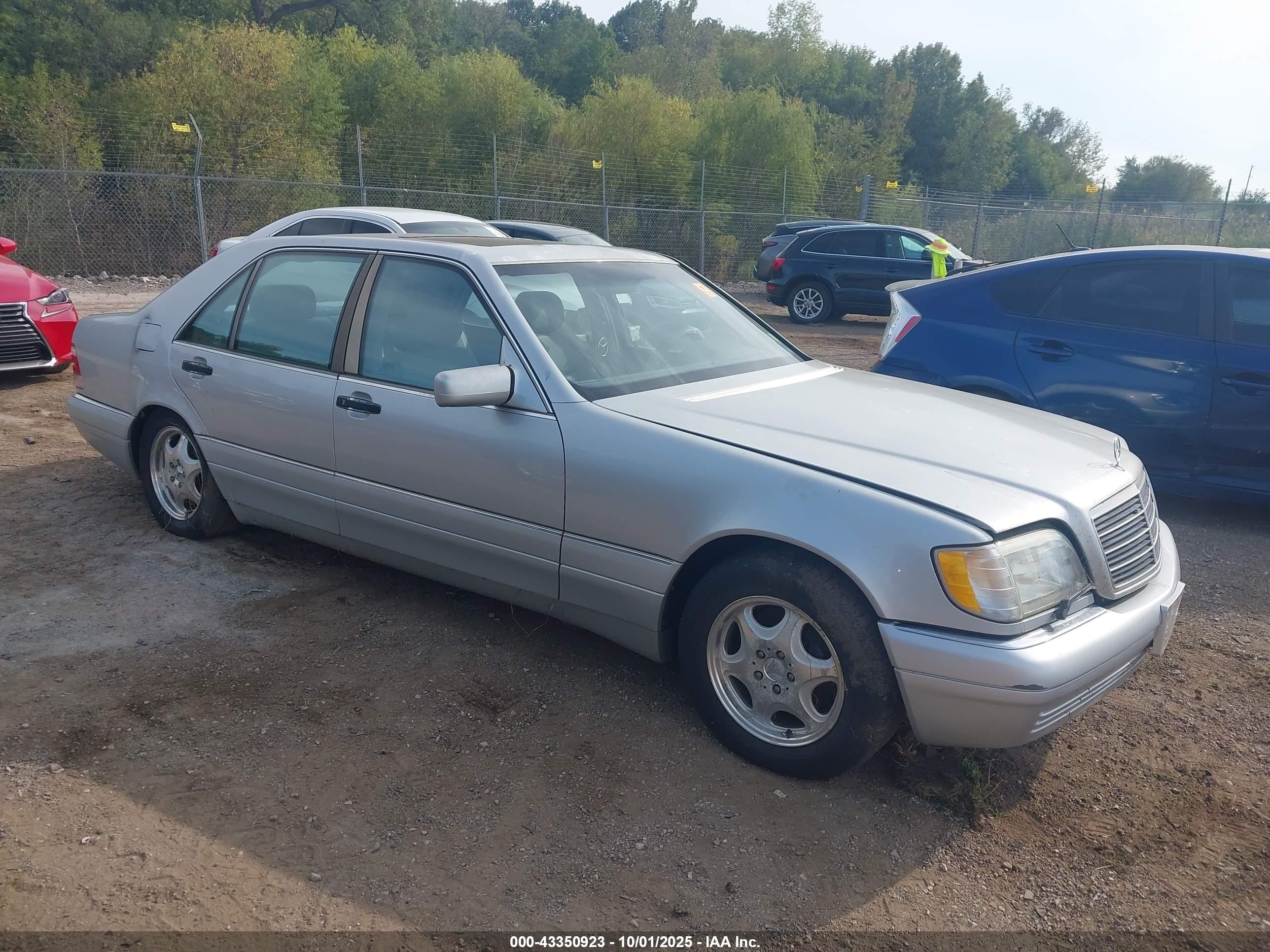 1998 Mercedes-benz S 500   Silver vin: WDBGA51G3WA382238