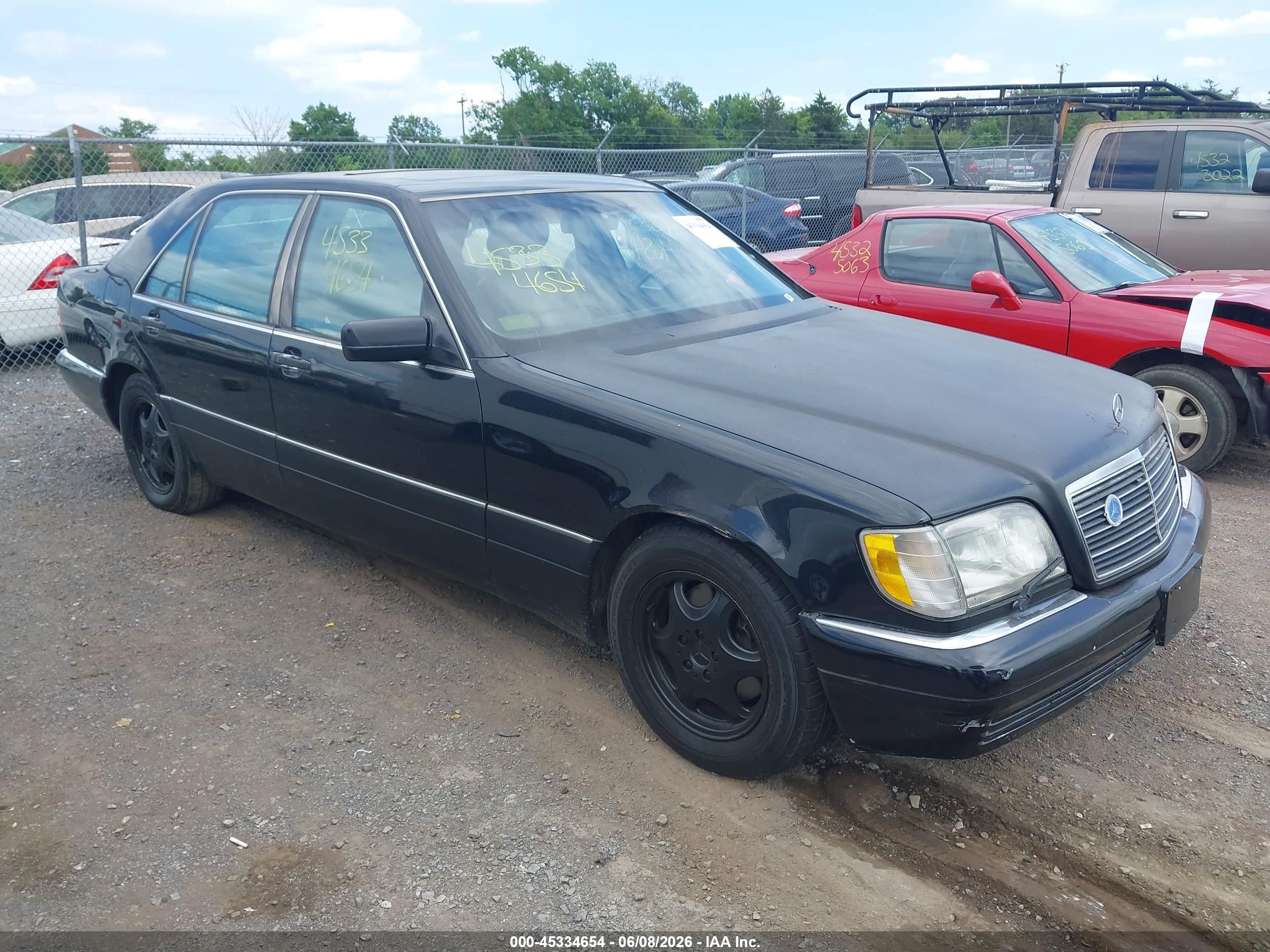 1998 Mercedes-benz S 500   Black vin: WDBGA51G5WA379261