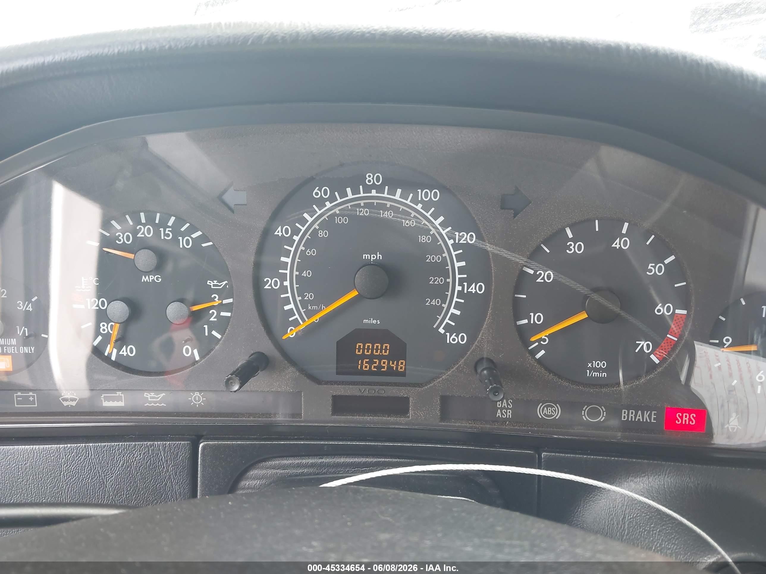 1998 Mercedes-benz S 500   Black vin: WDBGA51G5WA379261