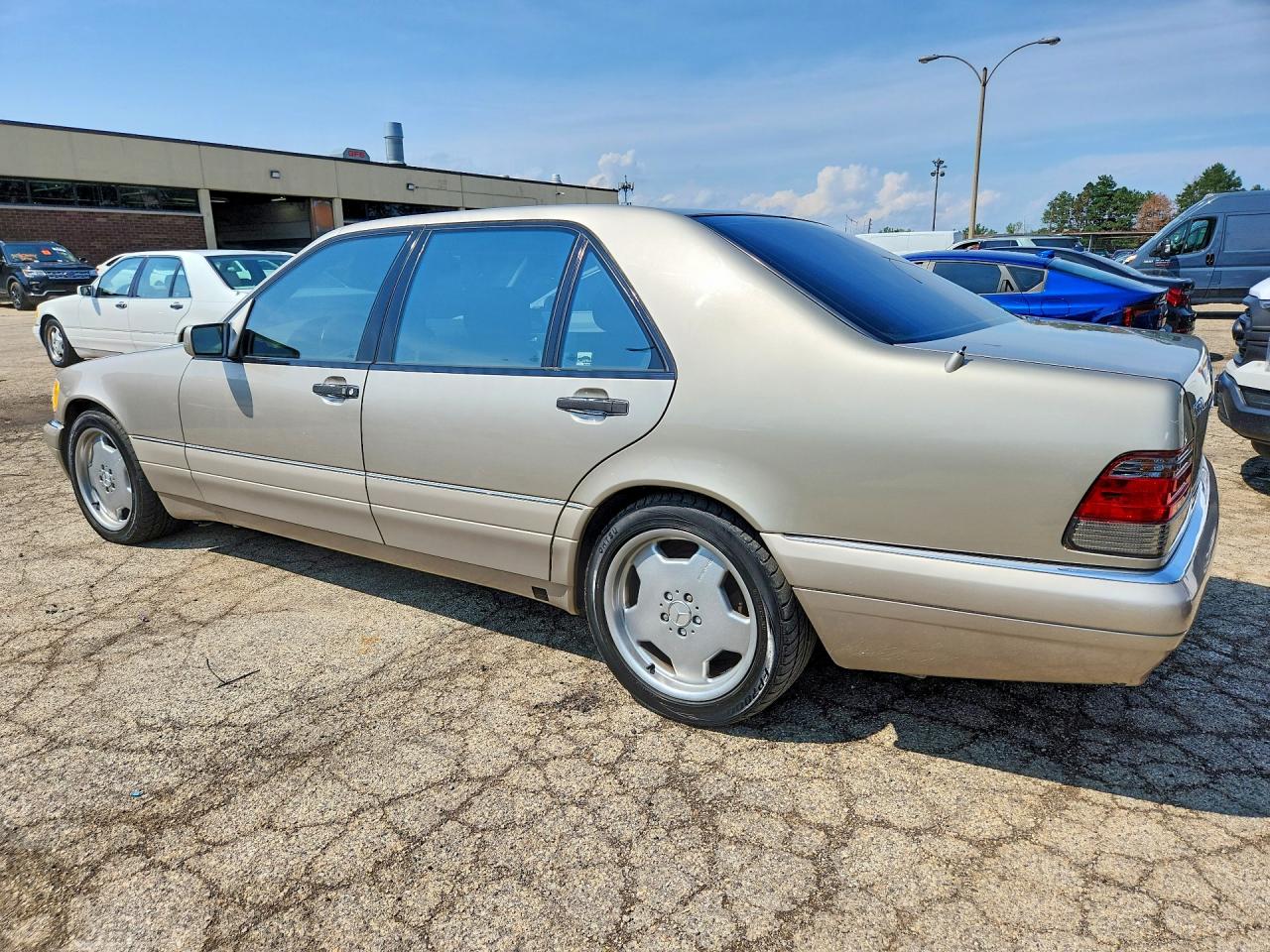 1997 Mercedes-benz S 500 Beige vin: WDBGA51G6VA372057