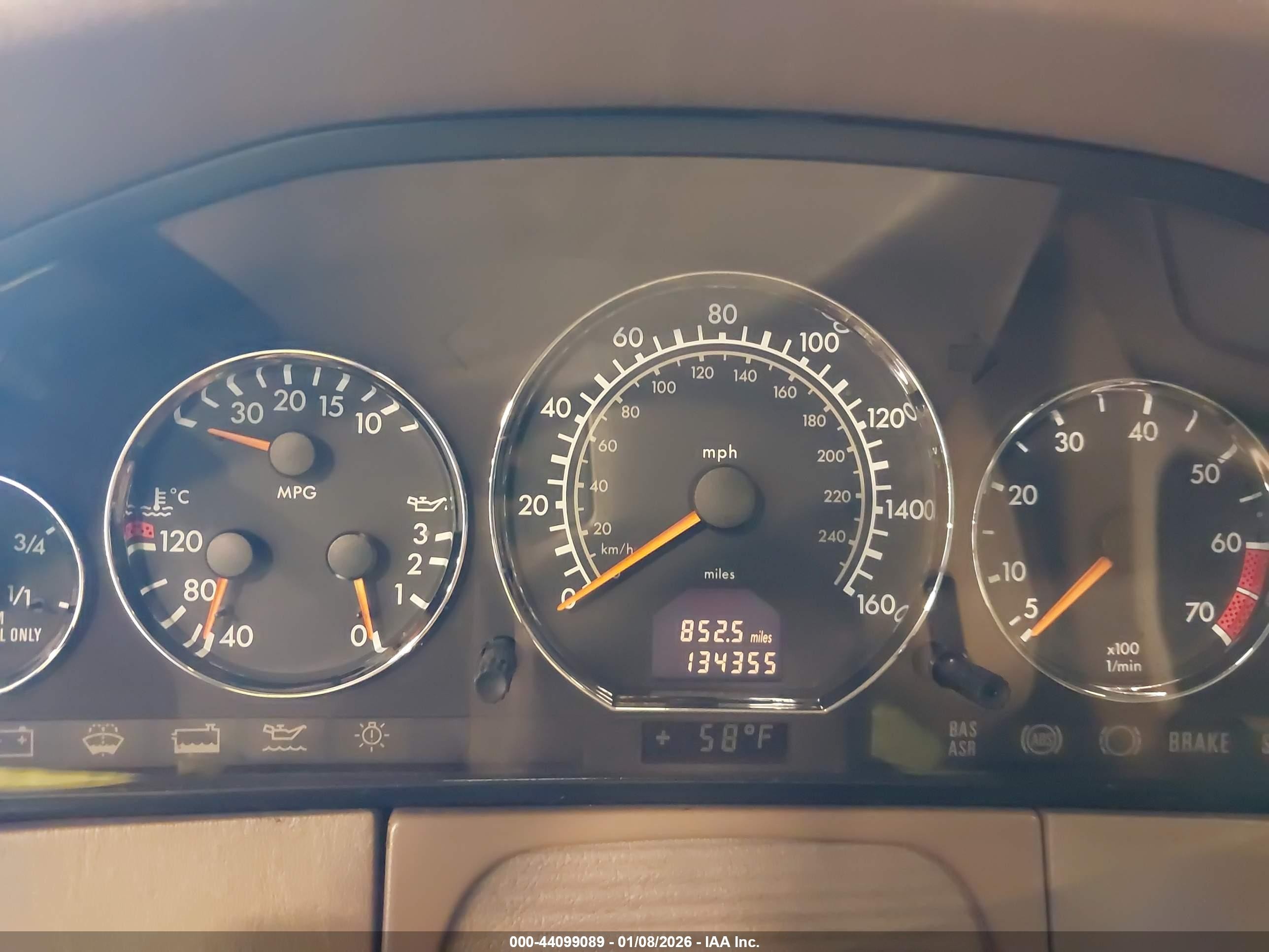 1999 Mercedes-benz S 500   Silver vin: WDBGA51G6XA423530