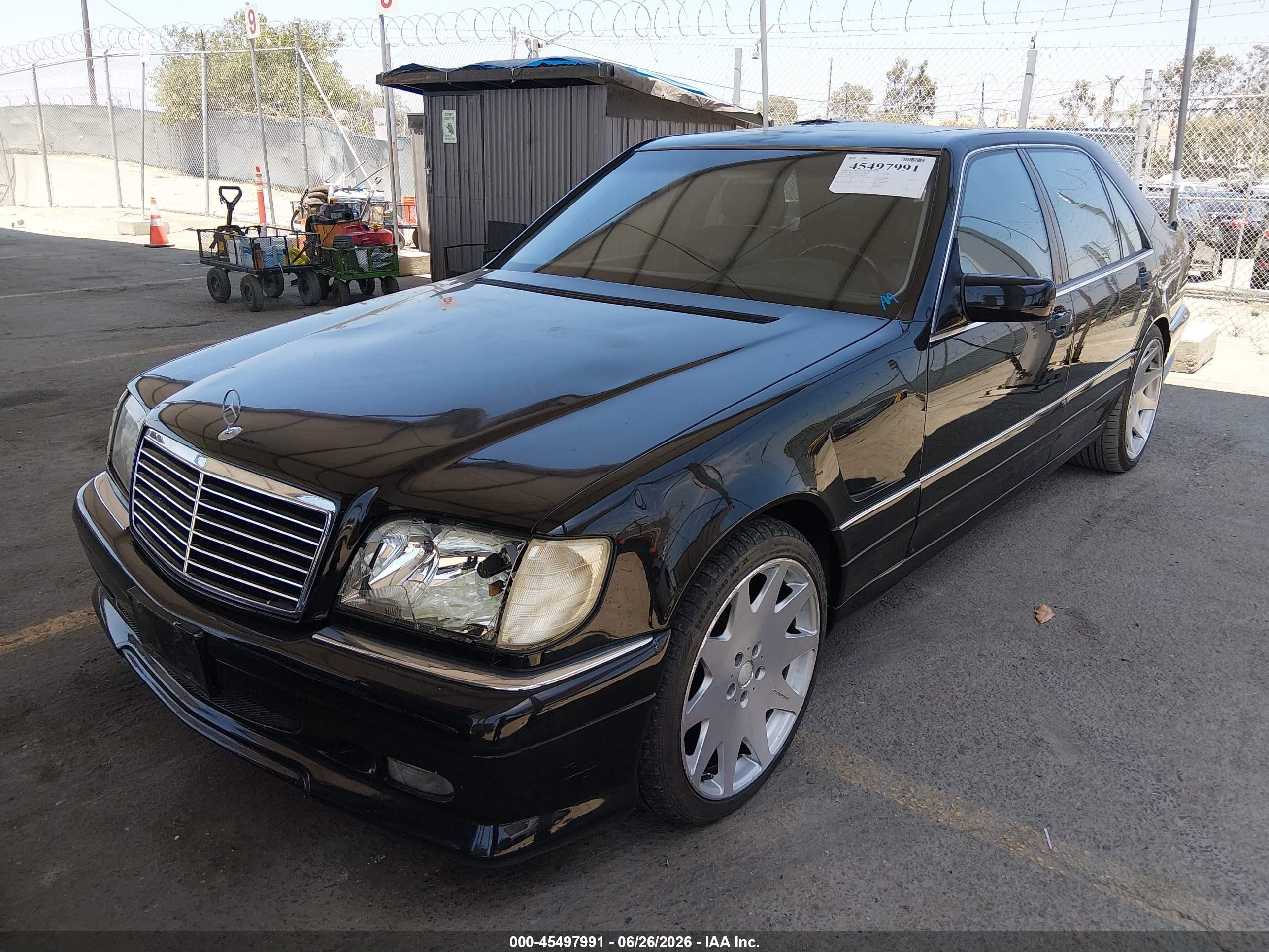 1998 Mercedes-benz S 500   Black vin: WDBGA51G8WA388987
