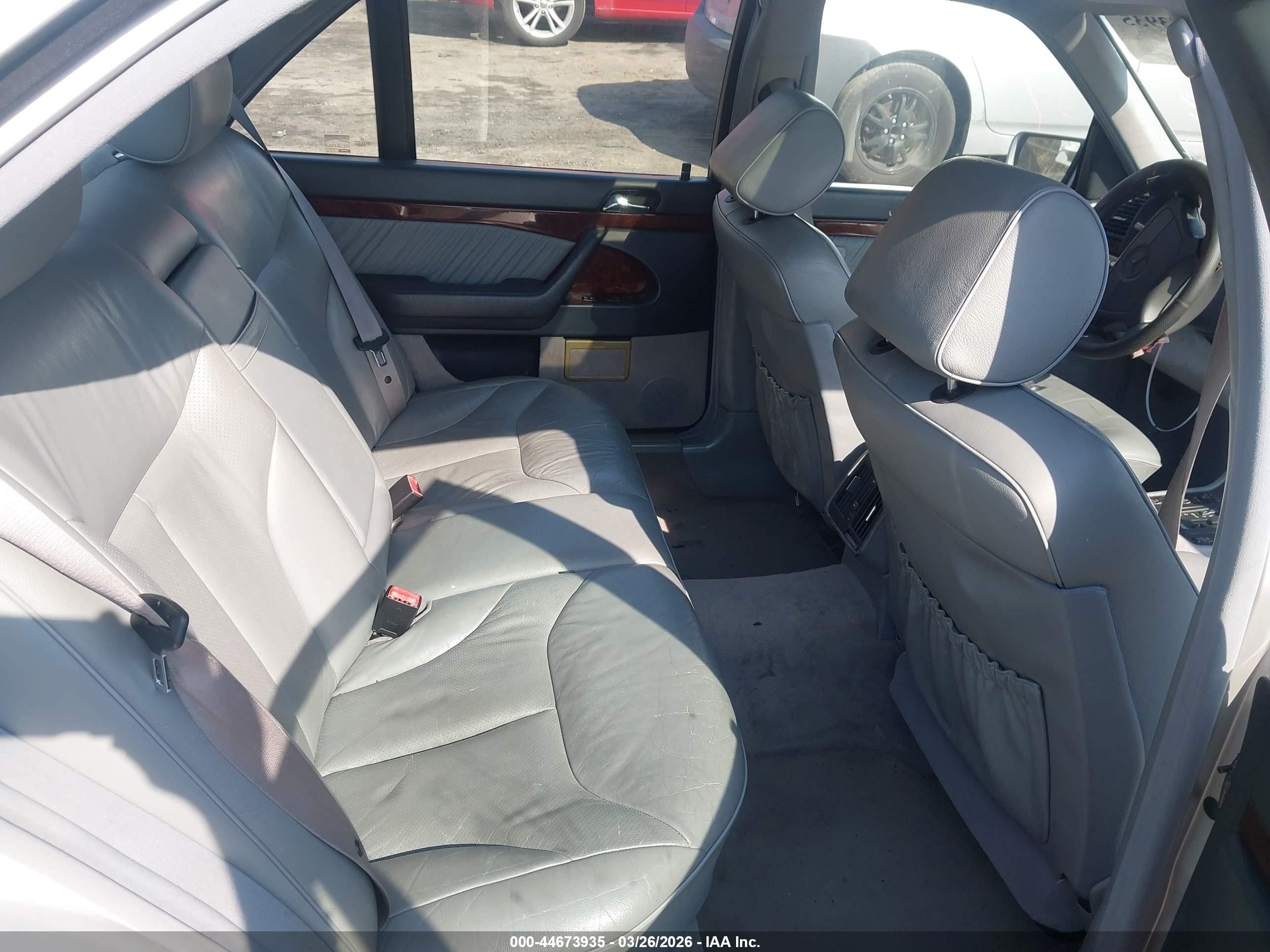 1999 Mercedes-benz S 500   Silver vin: WDBGA51G9XA431301
