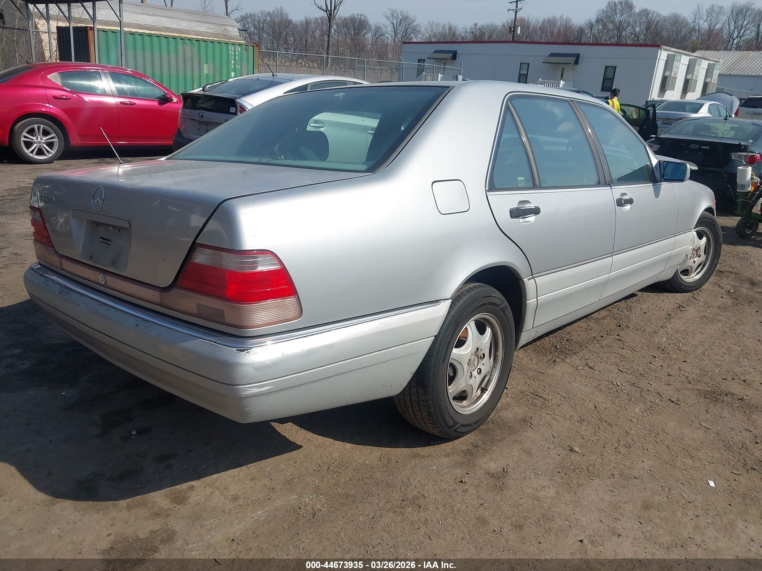 1999 Mercedes-benz S 500   Silver vin: WDBGA51G9XA431301