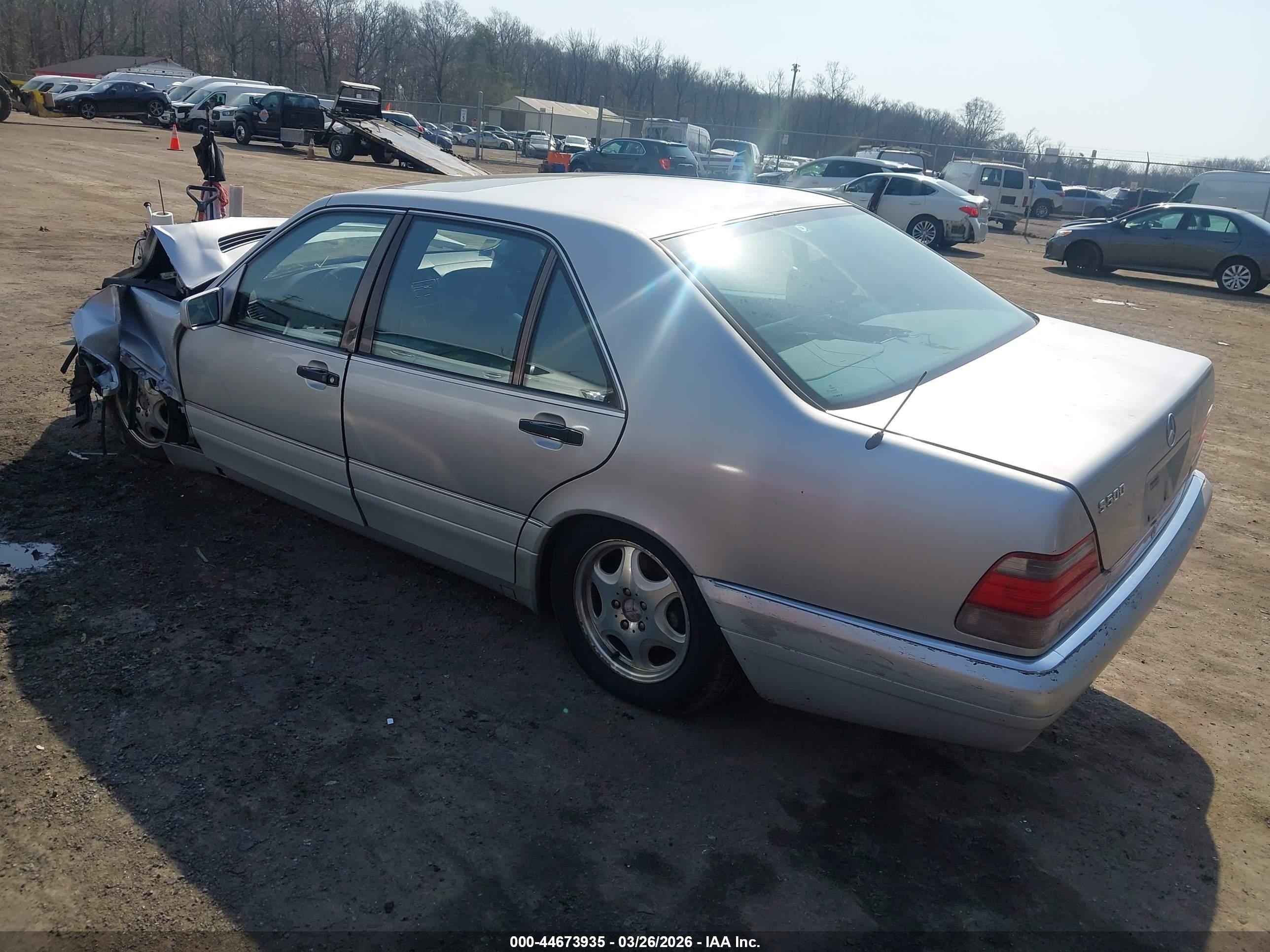 1999 Mercedes-benz S 500   Silver vin: WDBGA51G9XA431301