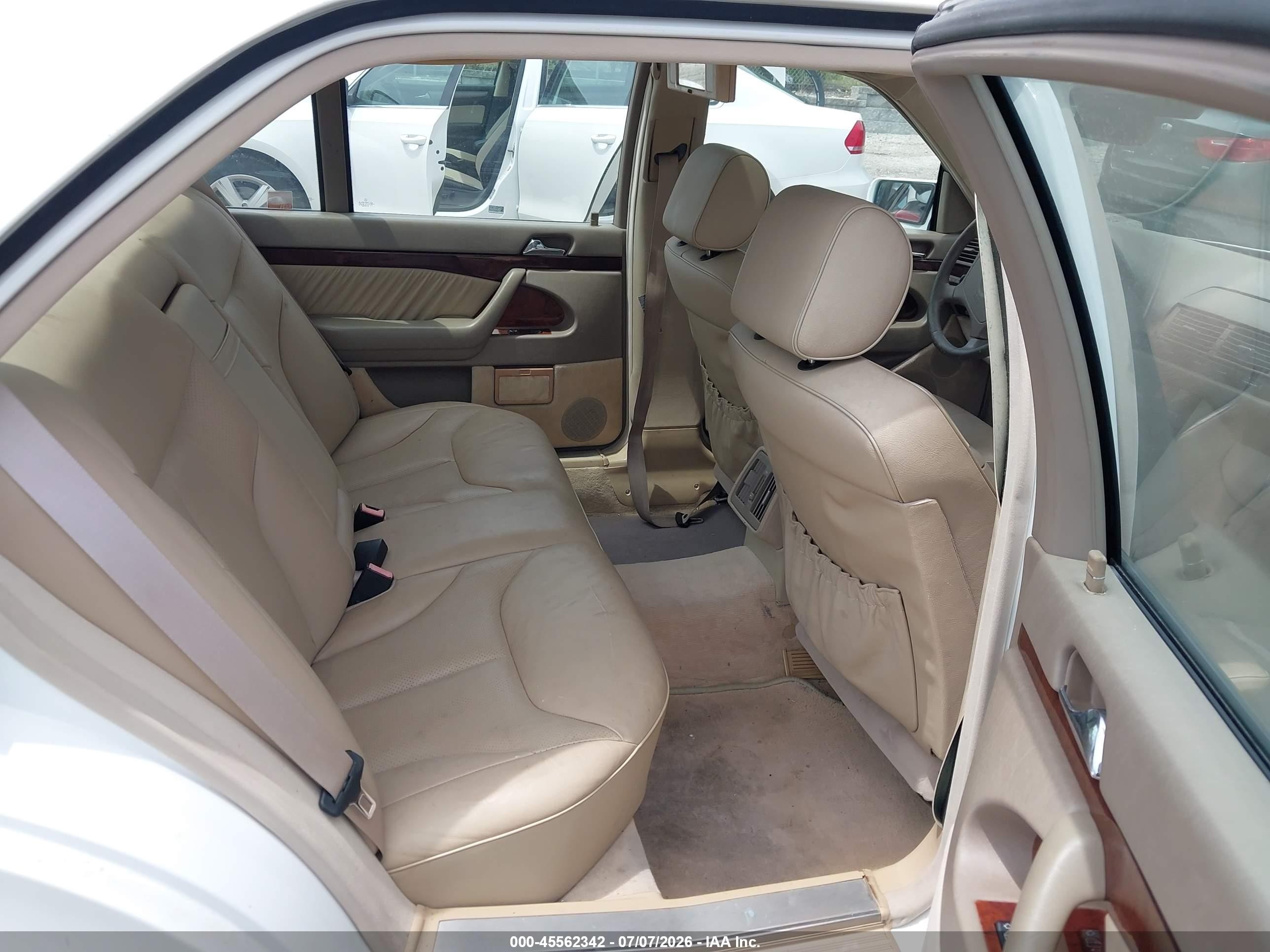 1998 Mercedes-benz S 500   White vin: WDBGA51GXWA396864