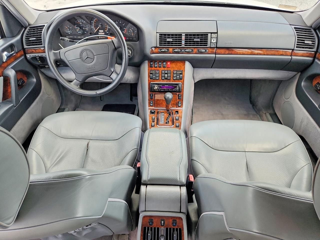 1994 Mercedes-benz S 600 White vin: WDBGA57E5RA151240
