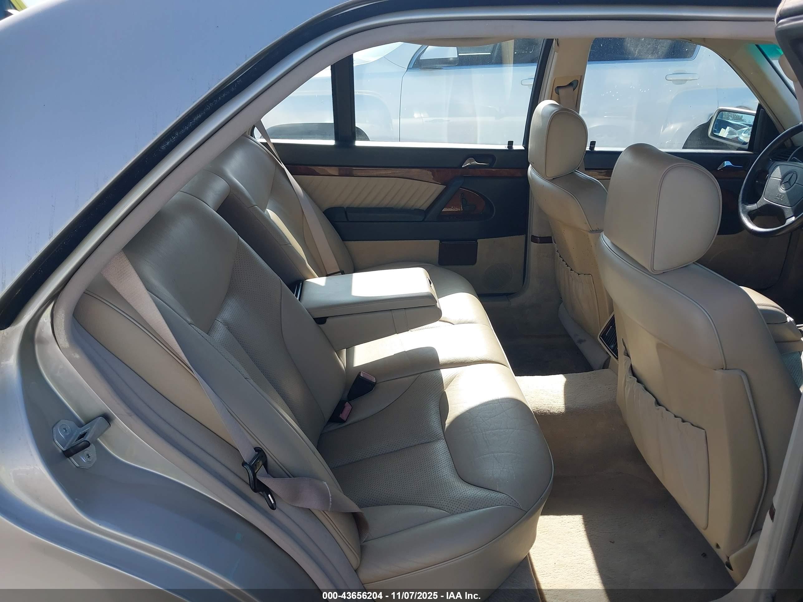 1994 Mercedes-benz S 600 Blue vin: WDBGA57E7RA155161