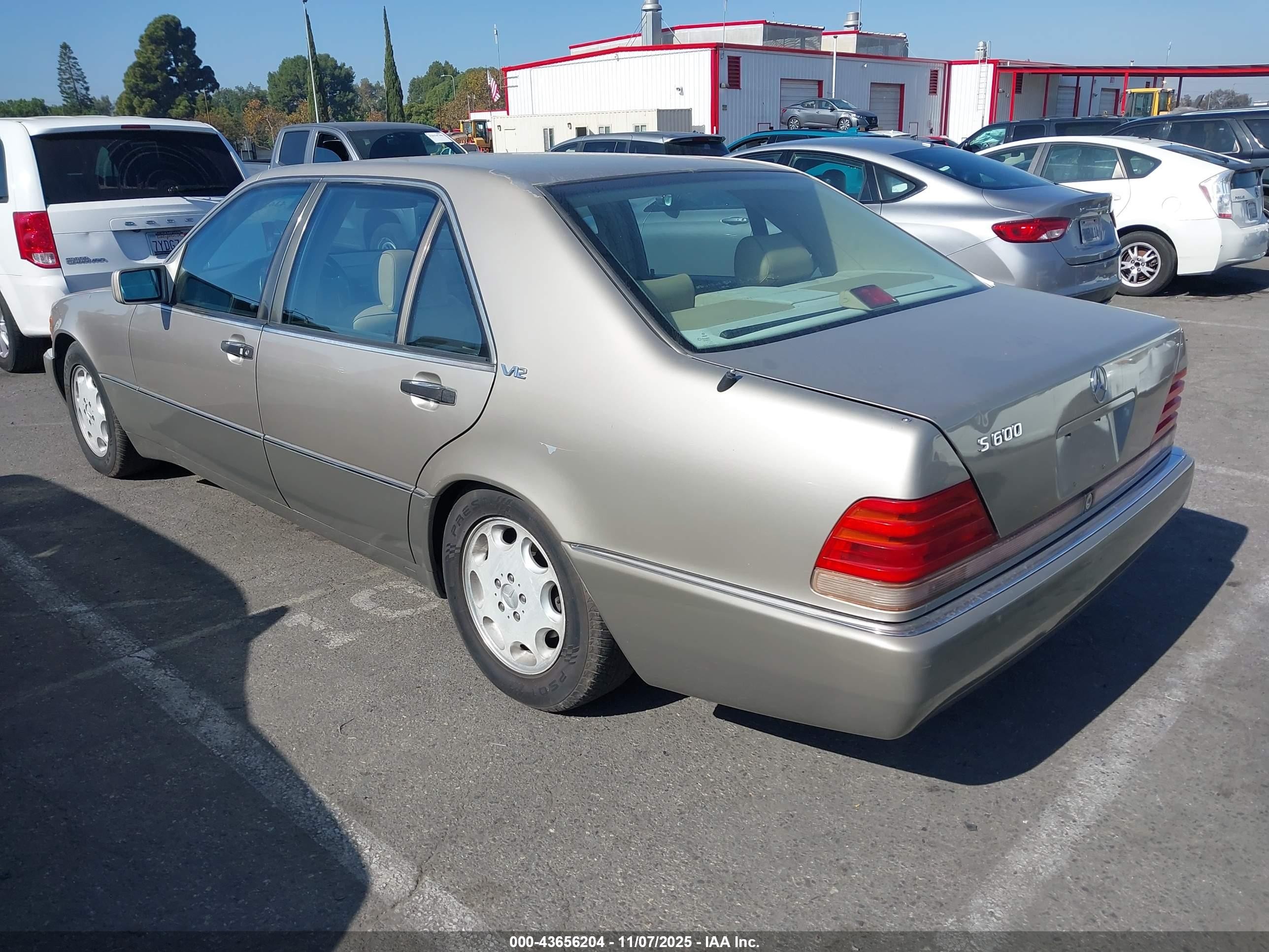 1994 Mercedes-benz S 600 Blue vin: WDBGA57E7RA155161