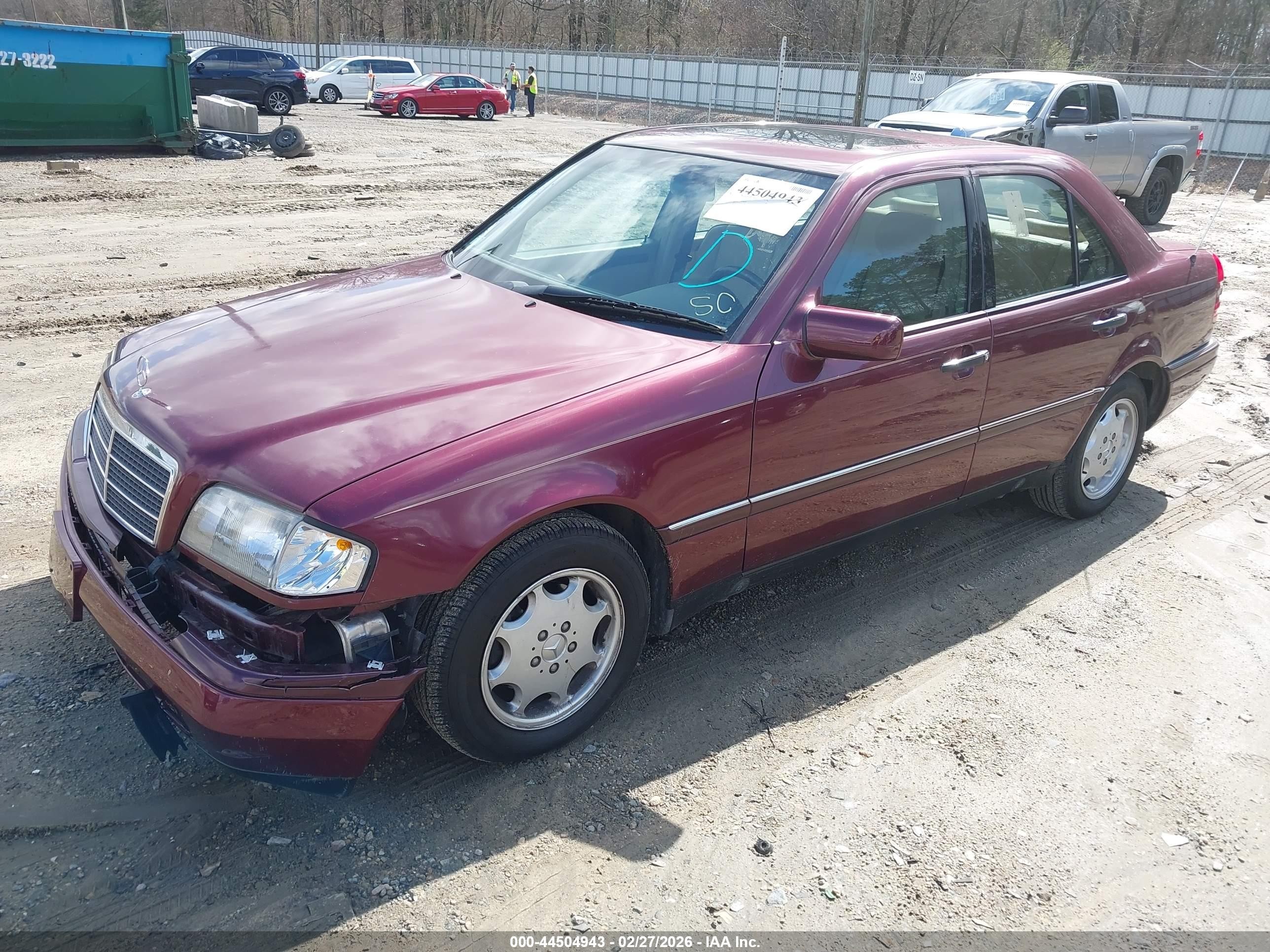 1996 Mercedes-benz C 220 Burgundy vin: WDBHA22E2TF385825