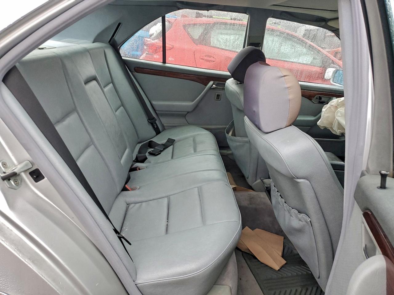 1994 Mercedes-benz C 220 Silver vin: WDBHA22E3RF083923