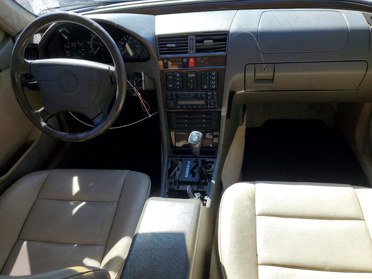 1994 Mercedes-benz C 220 Green vin: WDBHA22E3RF092413