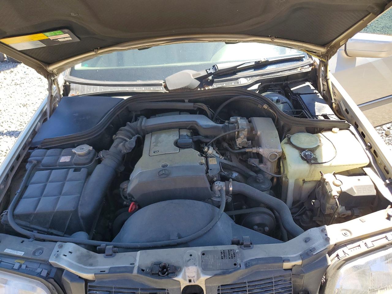 1995 Mercedes-benz C 220 Gold vin: WDBHA22E3SF237567